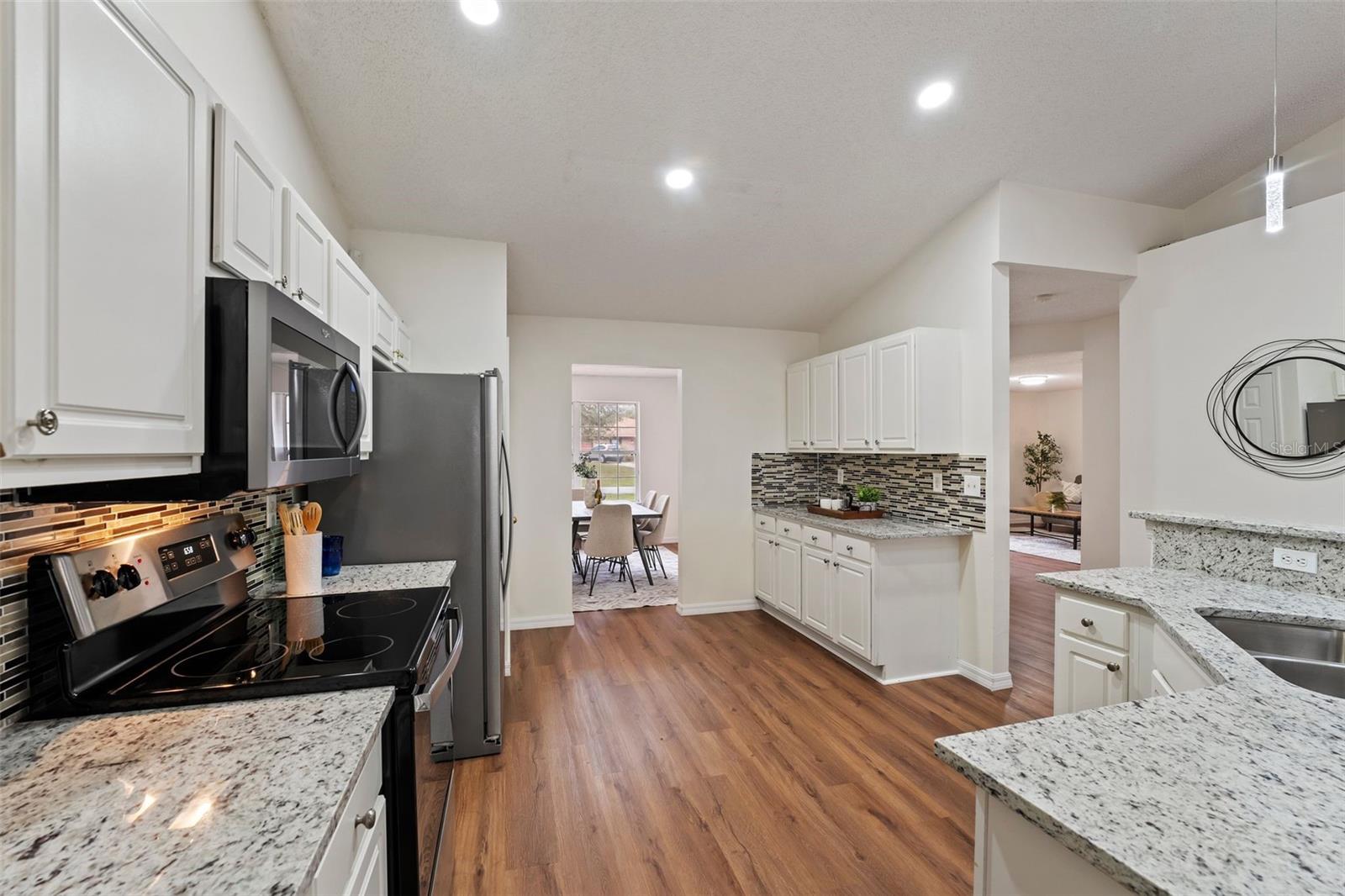 1600 AMBOY DR, DELTONA, FL, 32738