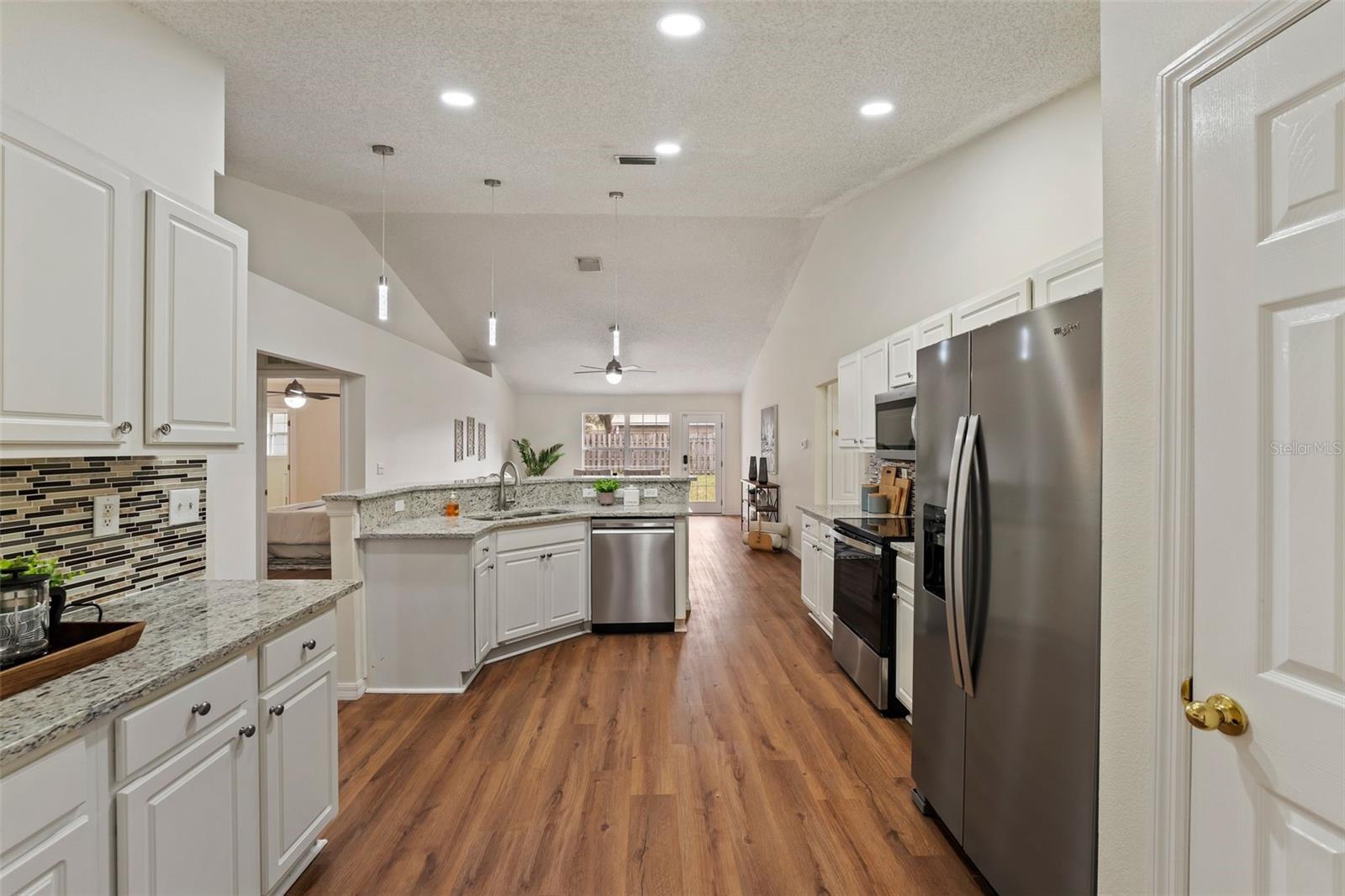1600 AMBOY DR, DELTONA, FL, 32738