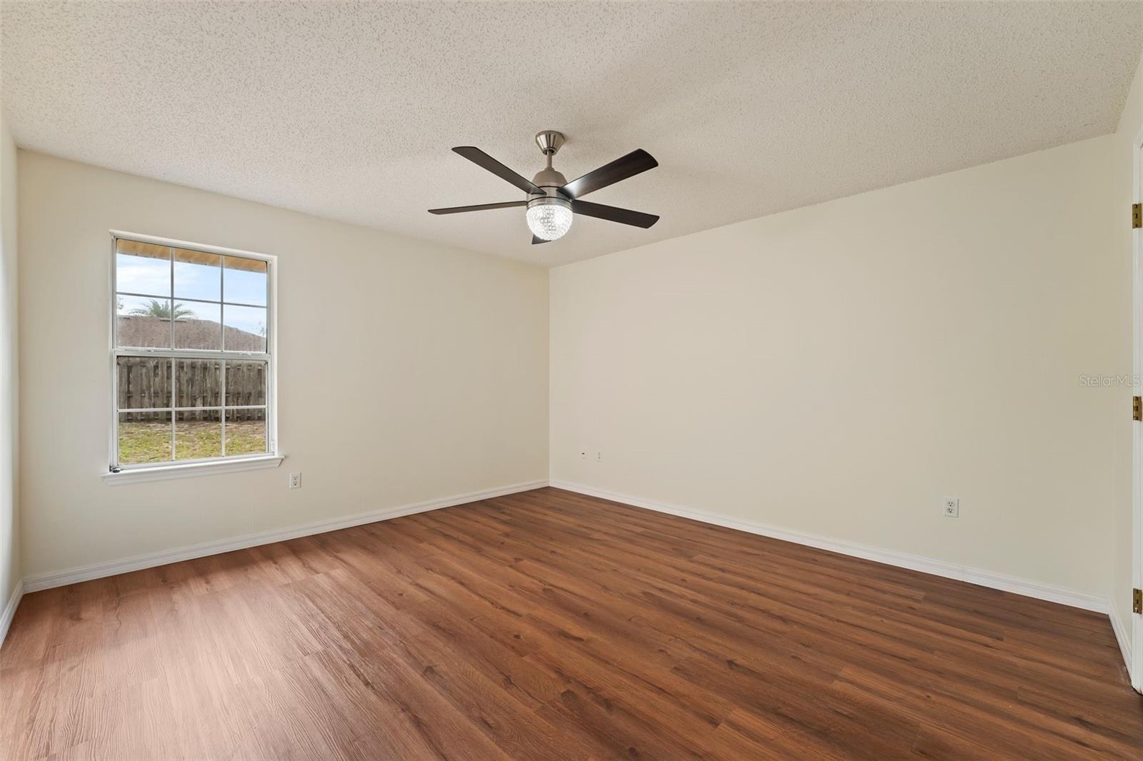 1600 AMBOY DR, DELTONA, FL, 32738