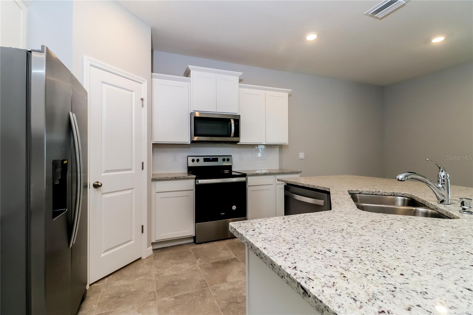 31218 MANGO FADE WAY, SAN ANTONIO, FL, 33576