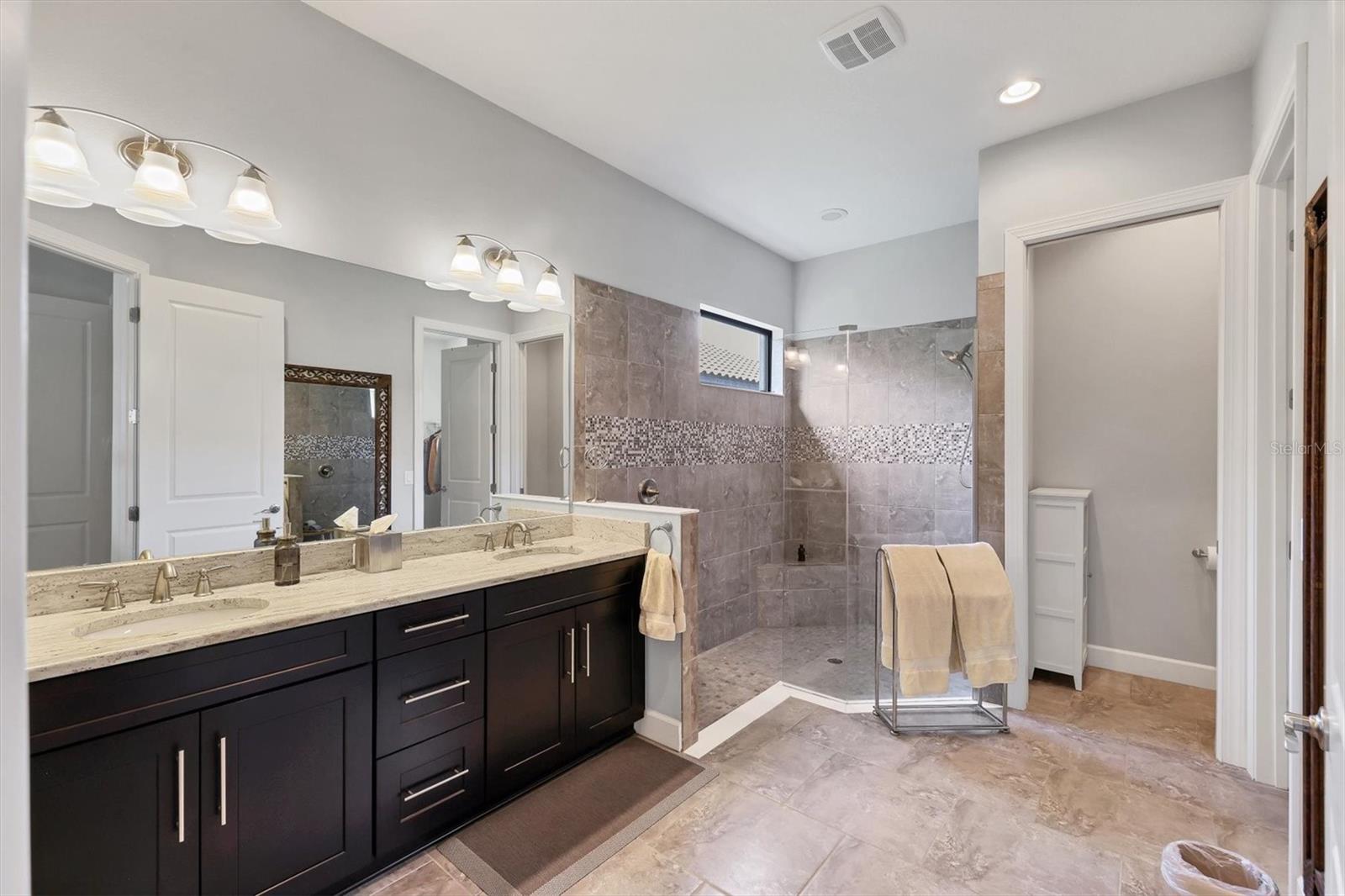 8188 GABANNA DR, SARASOTA, FL, 34231