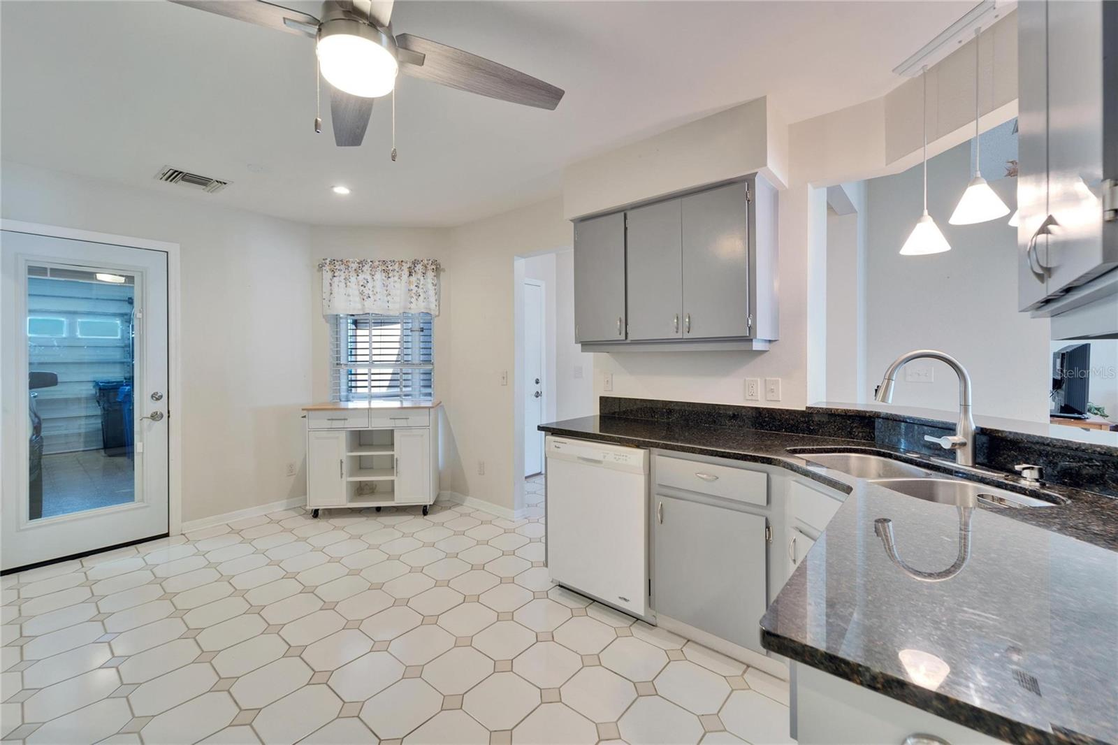 1728 ELK SPRING DR, BRANDON, FL, 33511