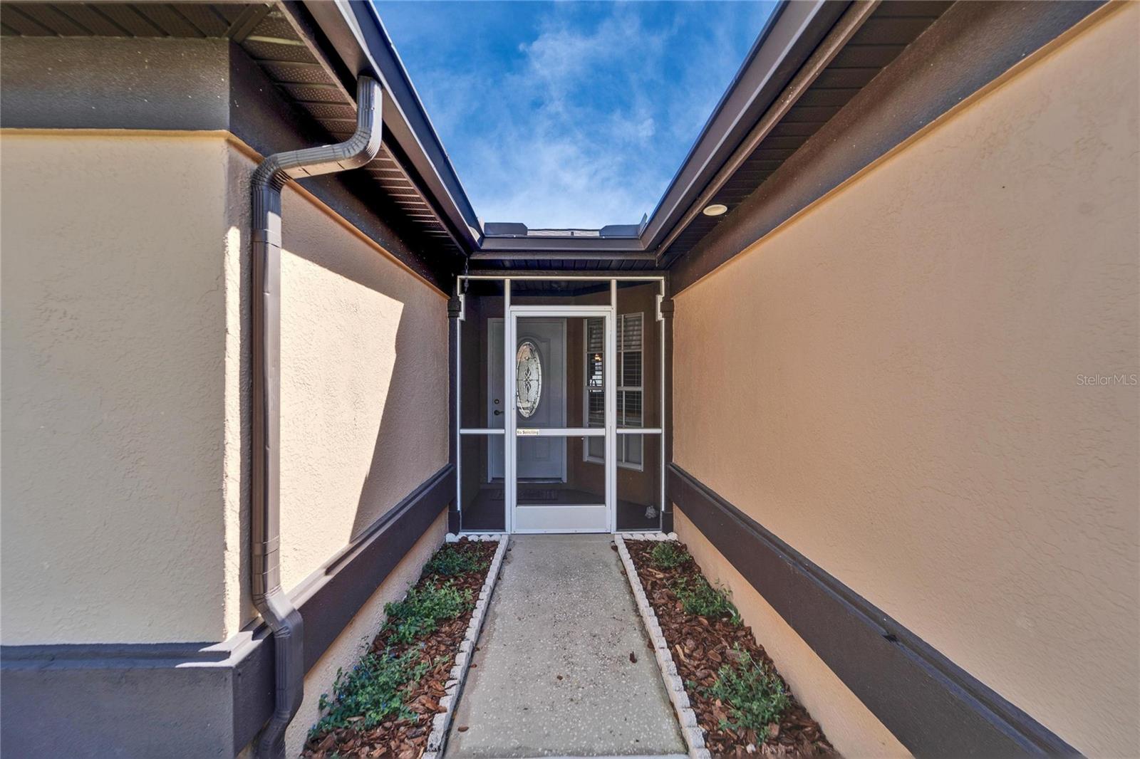 1728 ELK SPRING DR, BRANDON, FL, 33511