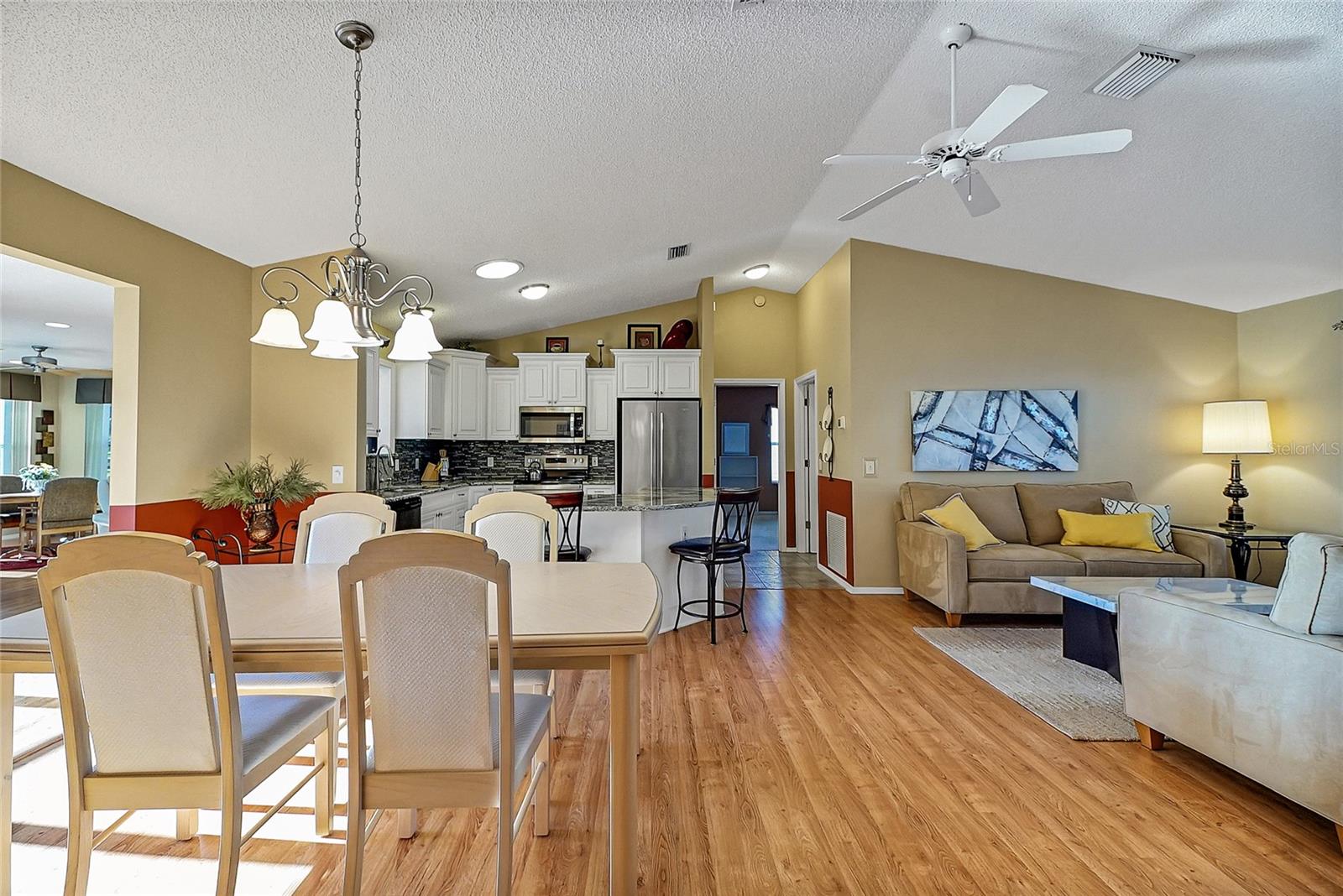 720 CAMINO DEL REY DR, THE VILLAGES, FL, 32159