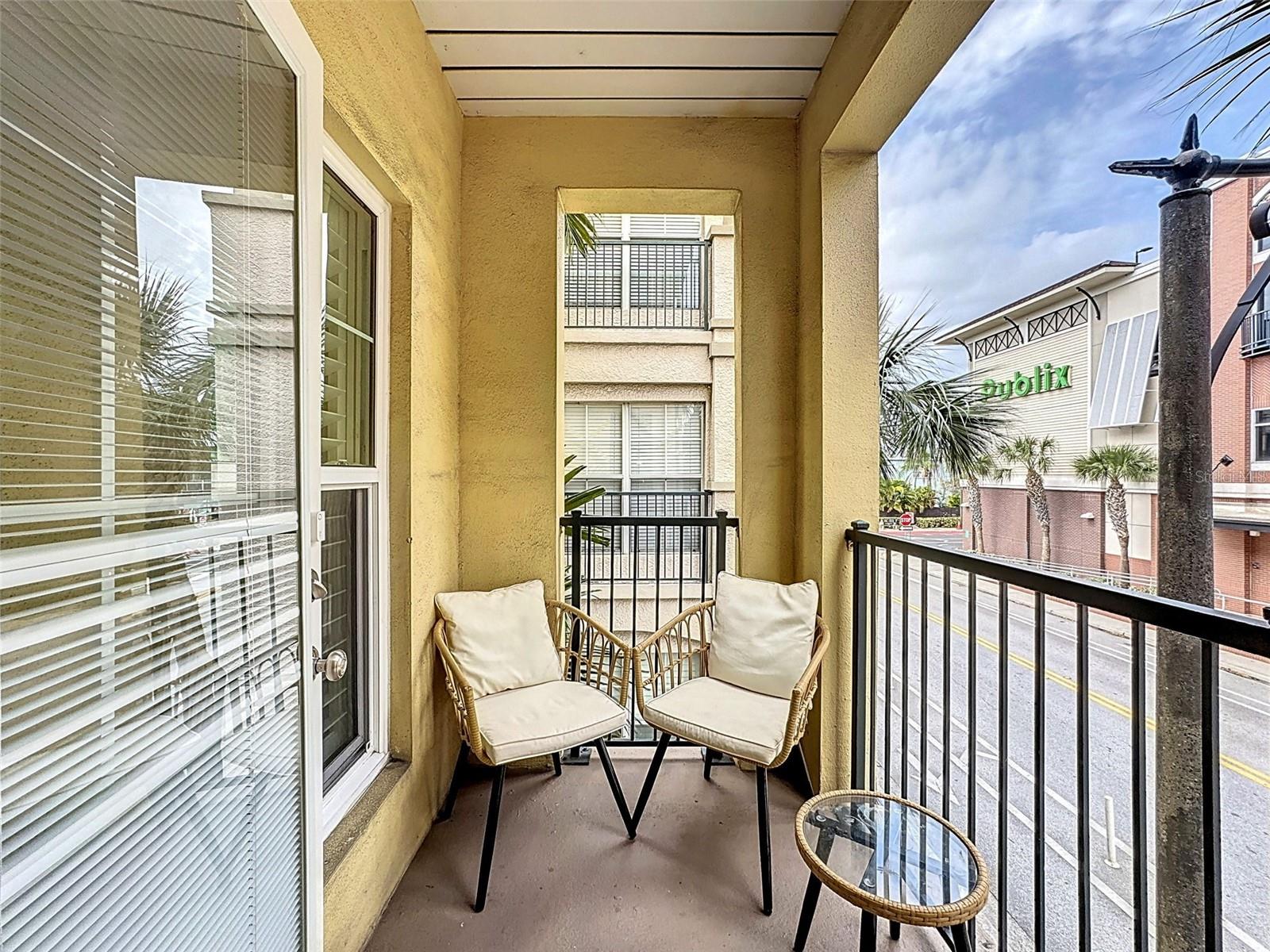 2410 W AZEELE ST #220, TAMPA, FL, 33609