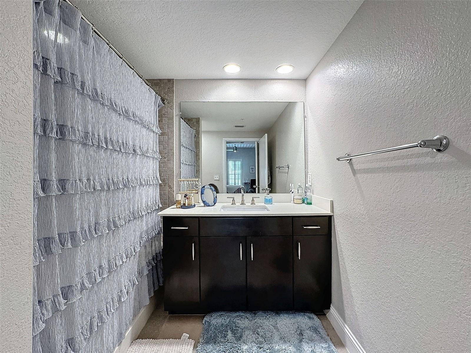 2410 W AZEELE ST #220, TAMPA, FL, 33609