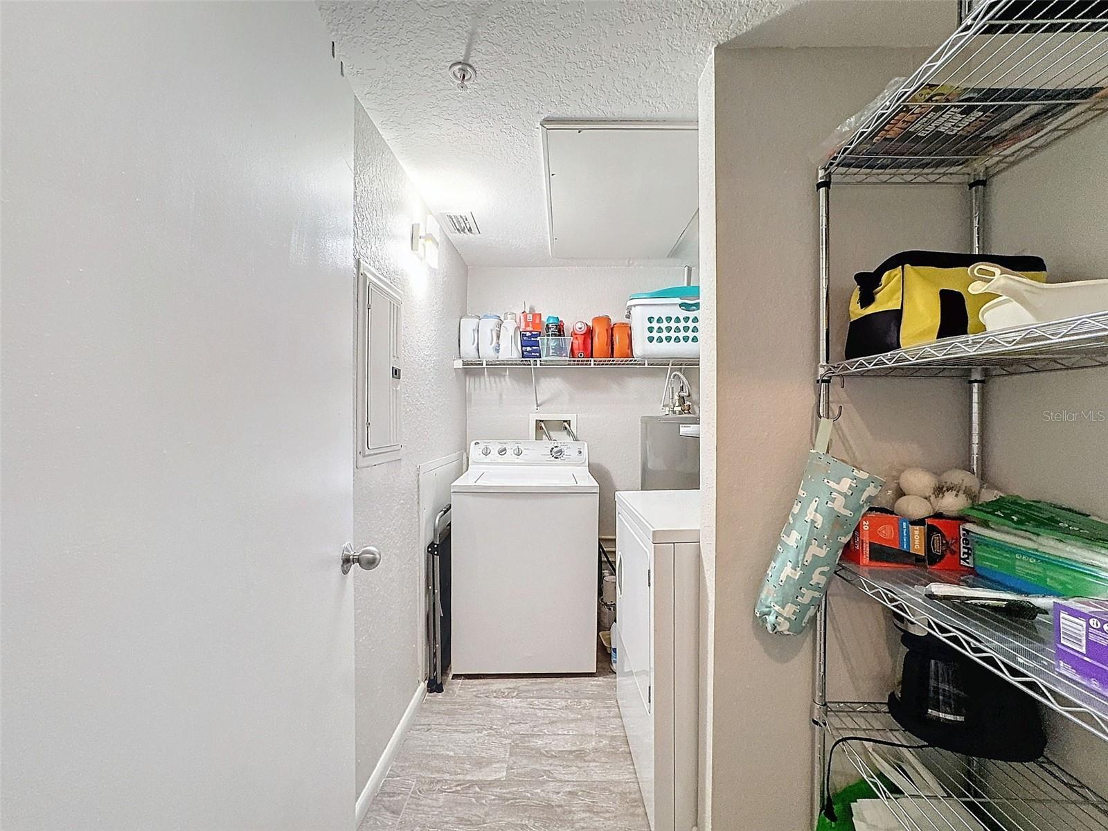 2410 W AZEELE ST #220, TAMPA, FL, 33609