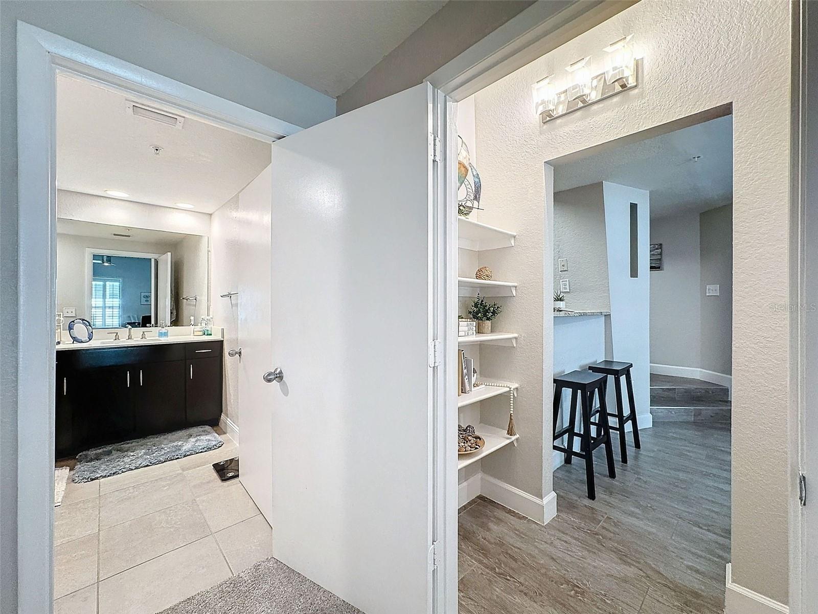2410 W AZEELE ST #220, TAMPA, FL, 33609