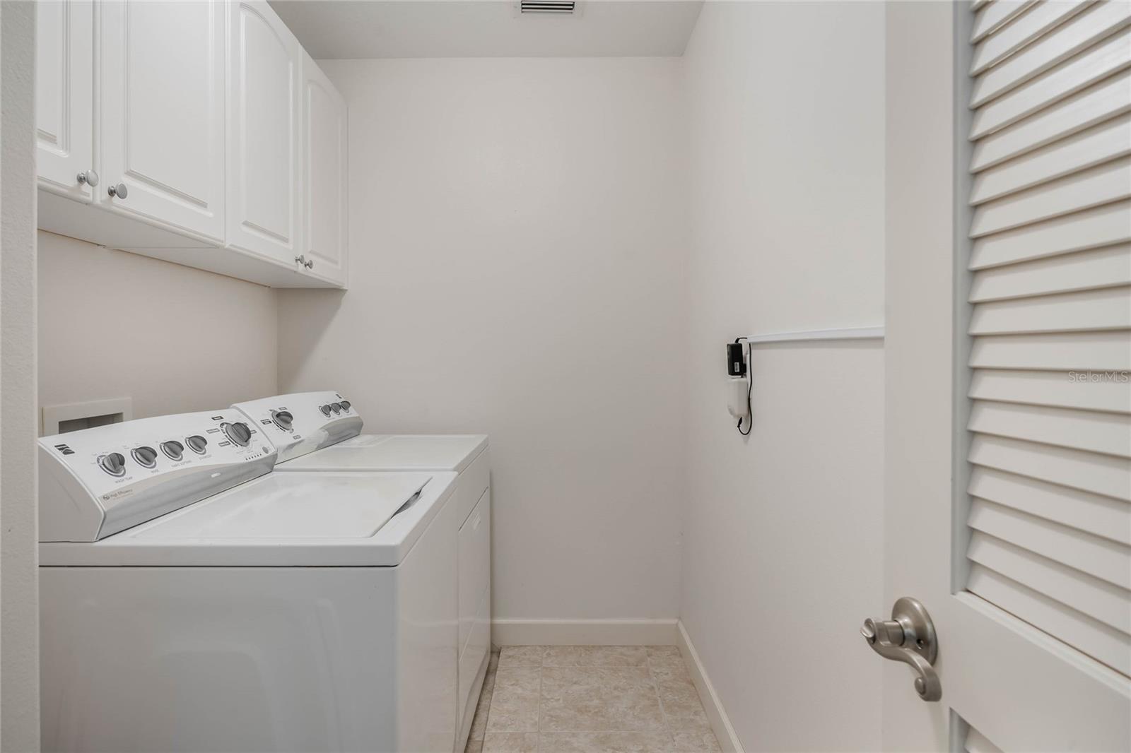 2030 BAYSIDE AVE, MOUNT DORA, FL, 32757