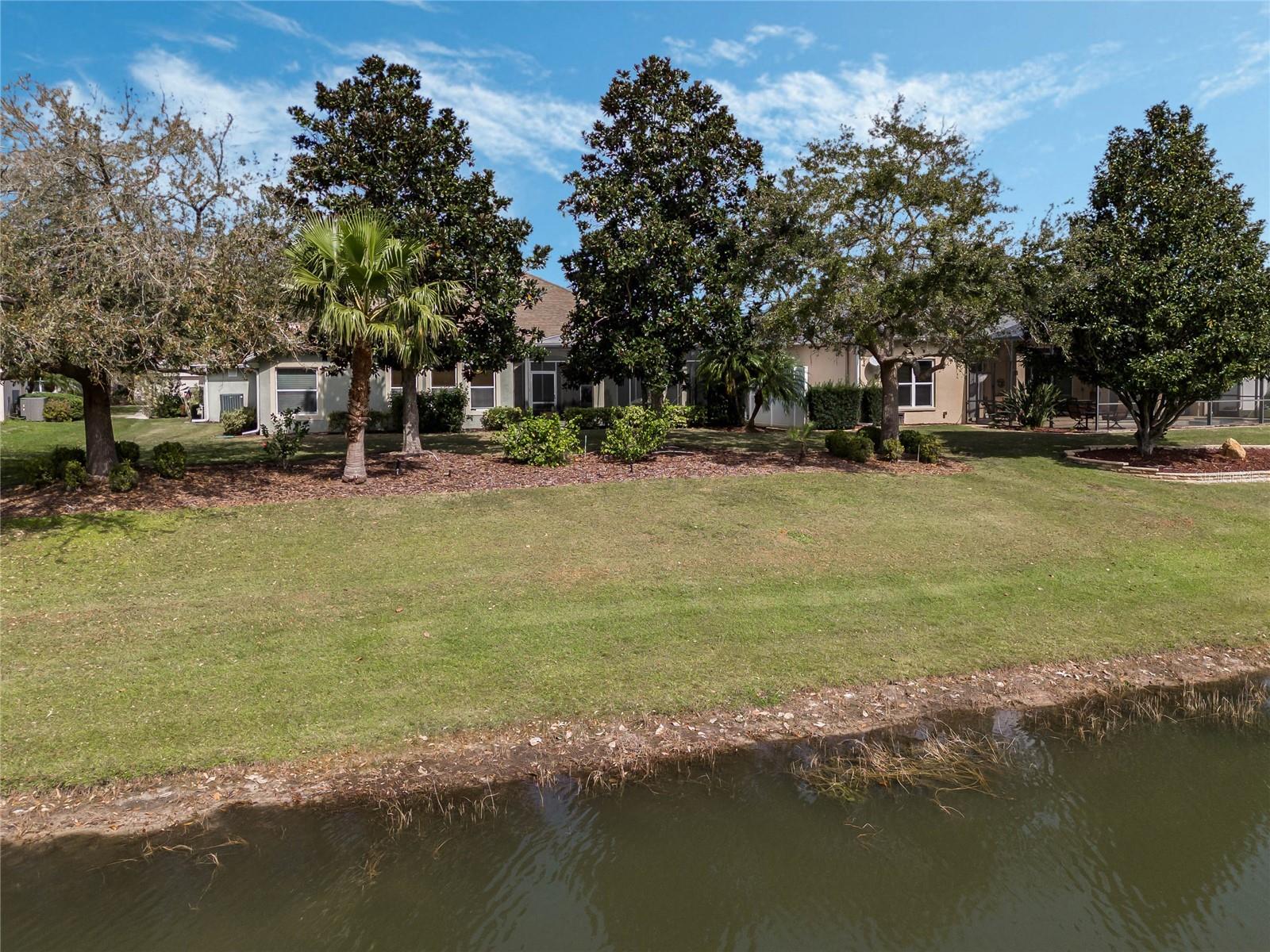 2030 BAYSIDE AVE, MOUNT DORA, FL, 32757