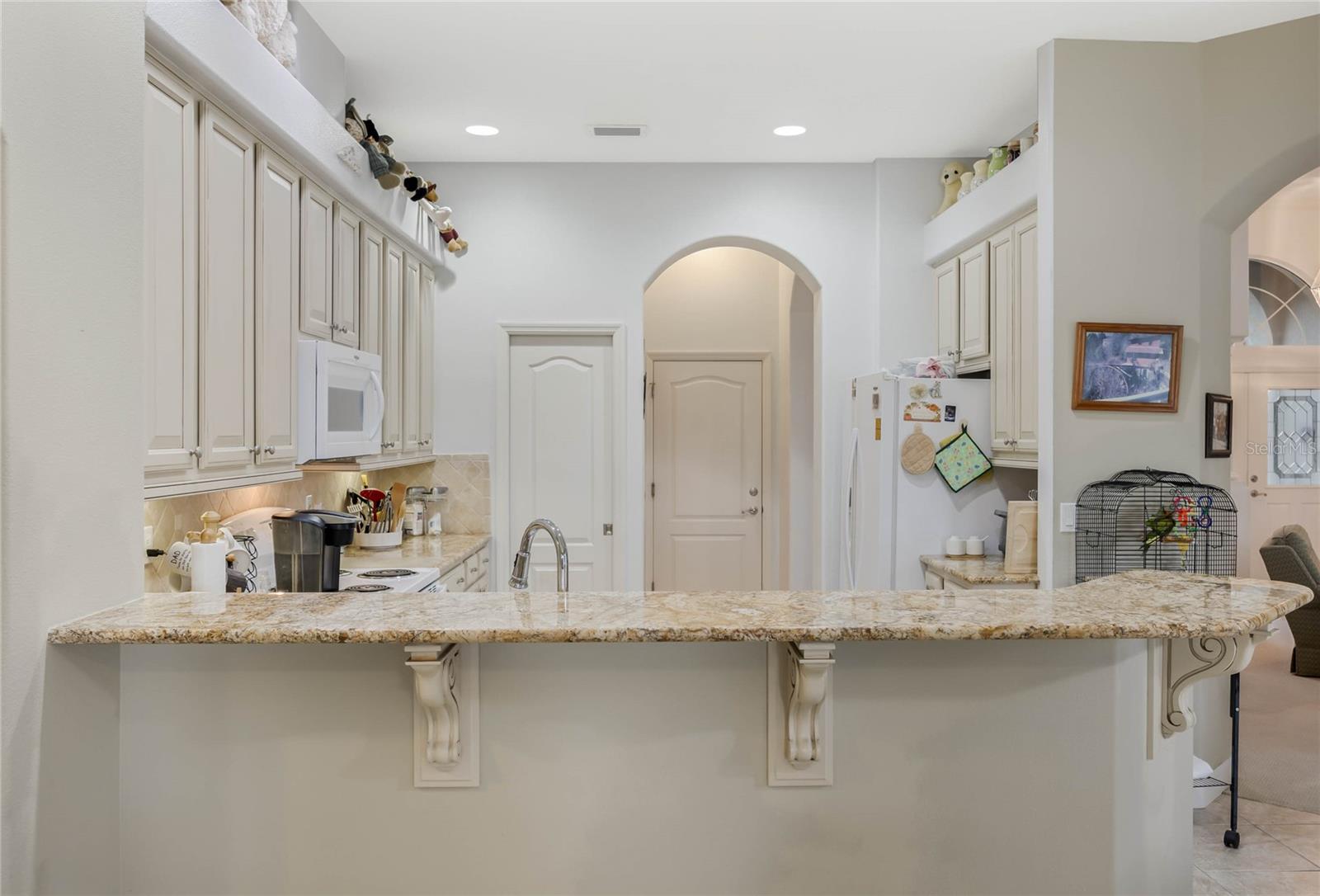 2030 BAYSIDE AVE, MOUNT DORA, FL, 32757