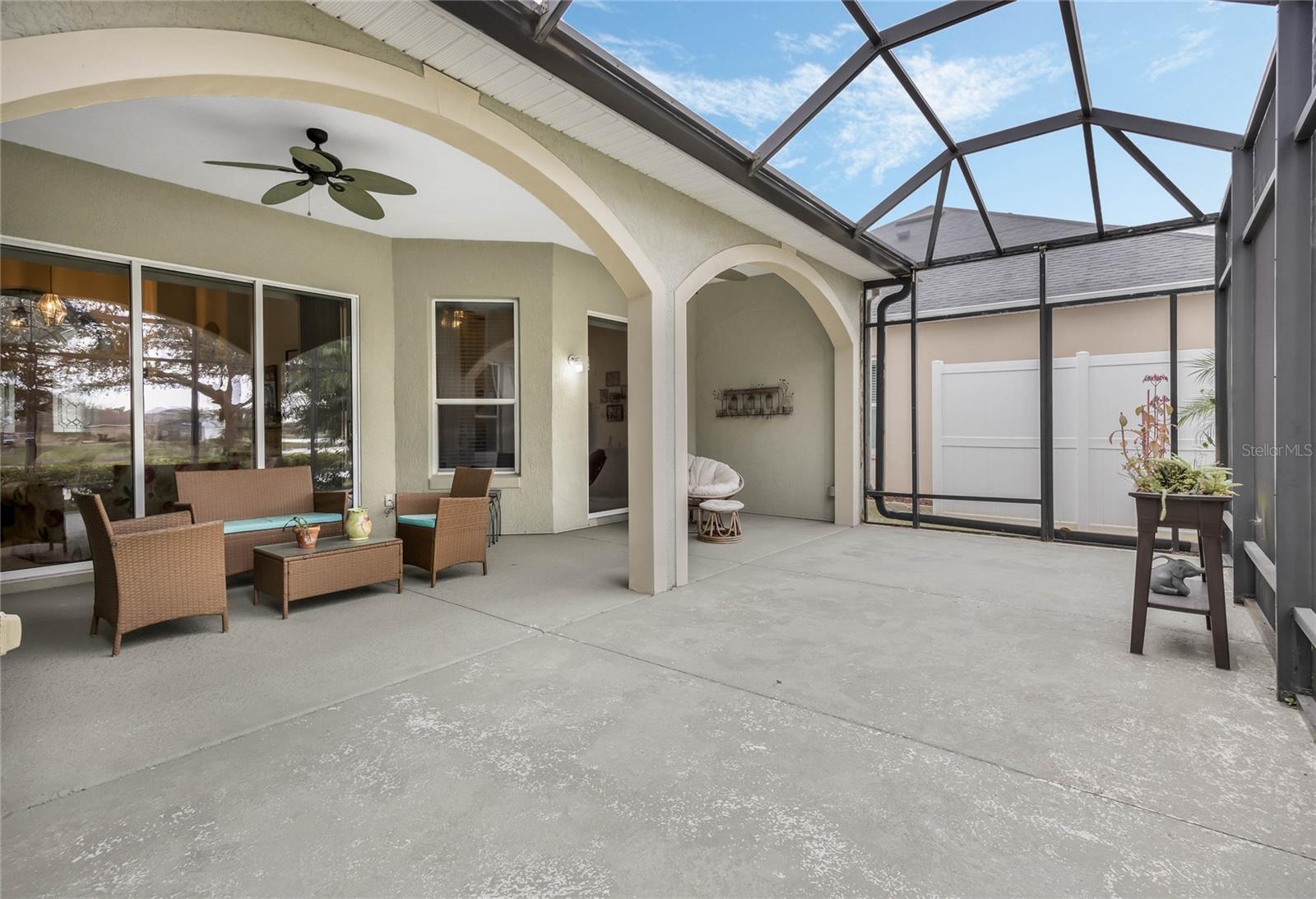 2030 BAYSIDE AVE, MOUNT DORA, FL, 32757