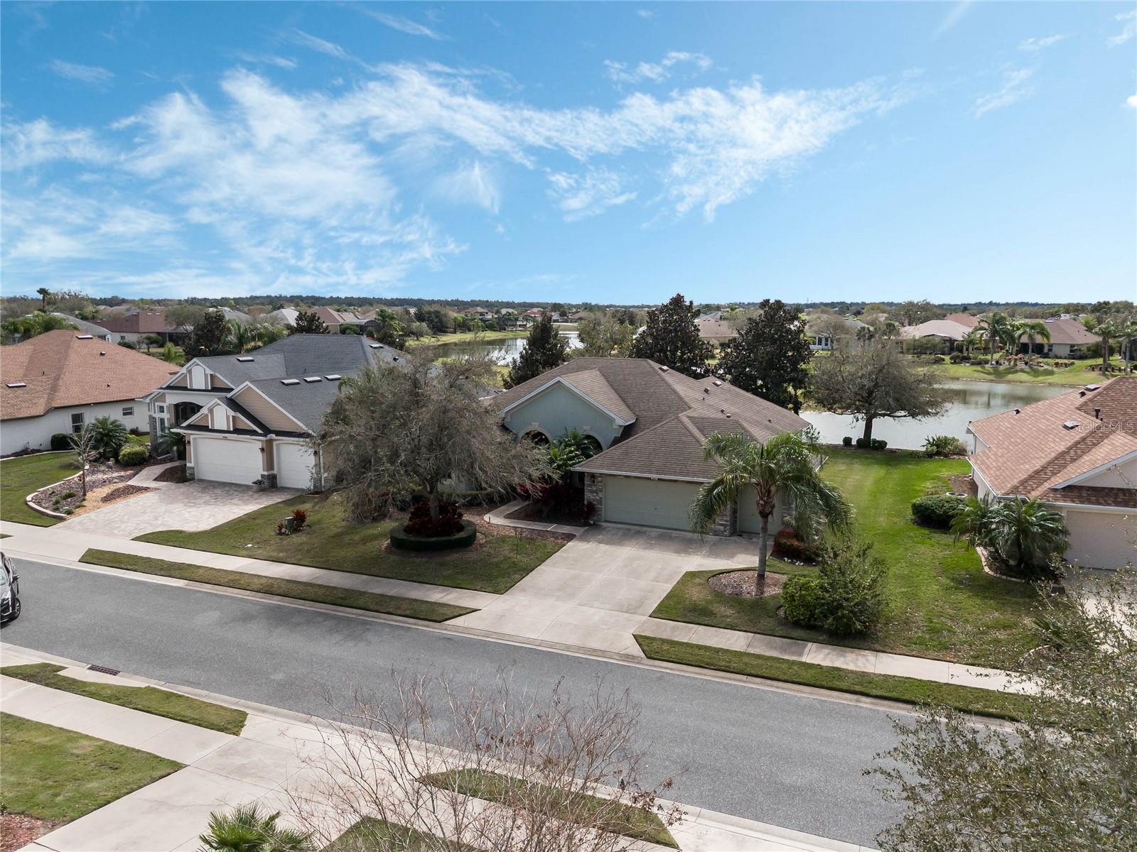 2030 BAYSIDE AVE, MOUNT DORA, FL, 32757