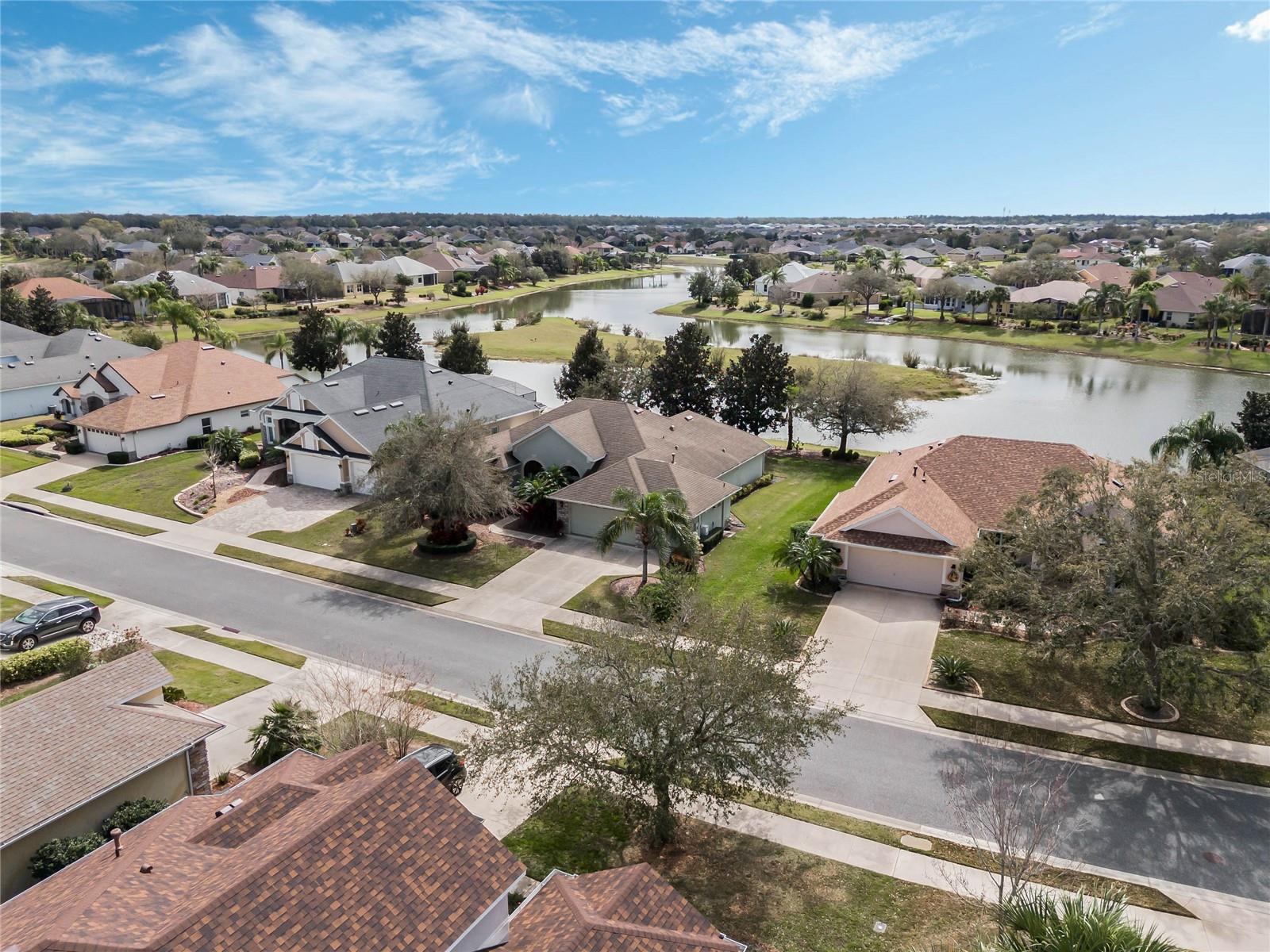 2030 BAYSIDE AVE, MOUNT DORA, FL, 32757