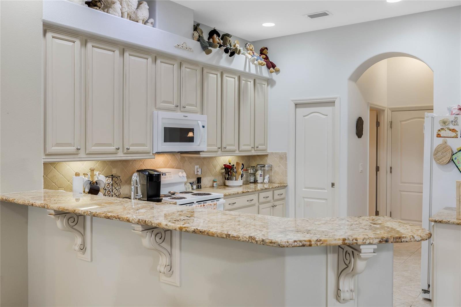 2030 BAYSIDE AVE, MOUNT DORA, FL, 32757