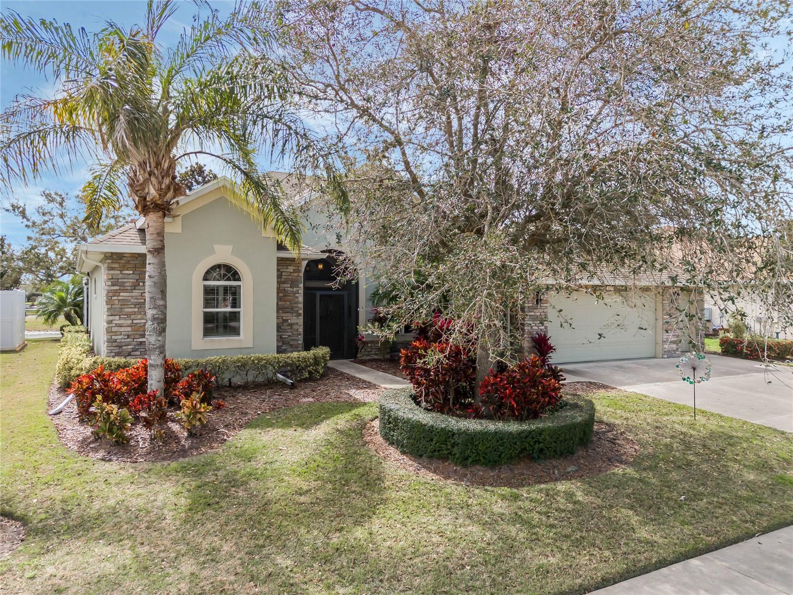 2030 BAYSIDE AVE, MOUNT DORA, FL, 32757