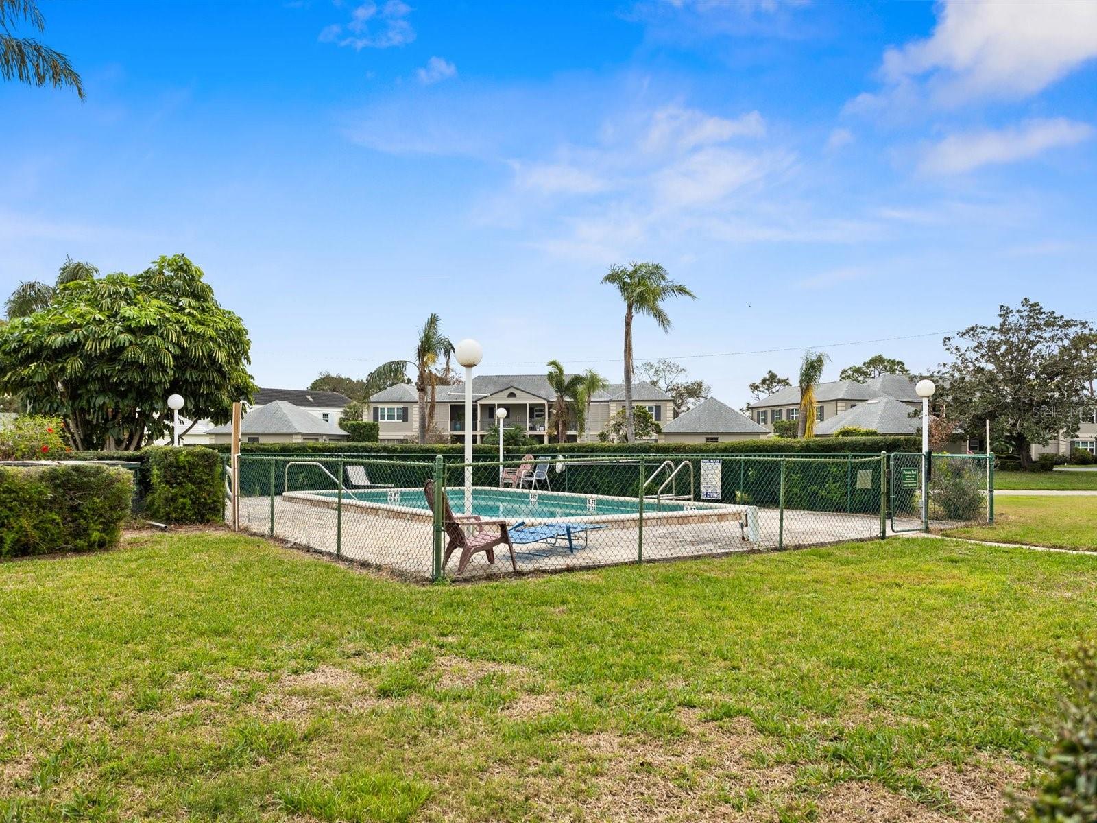 8303 BARDMOOR BLVD #105, SEMINOLE, FL, 33777