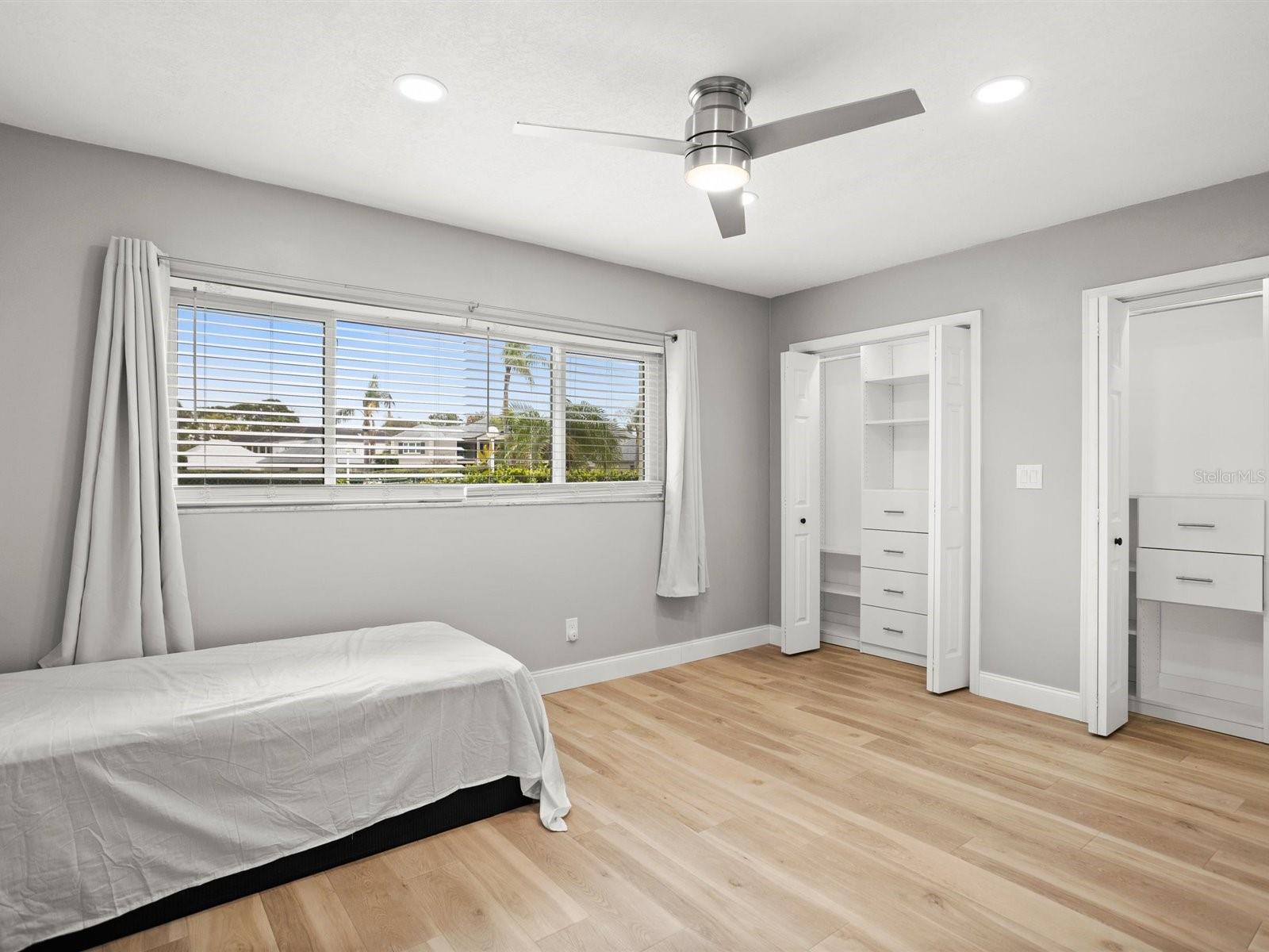 8303 BARDMOOR BLVD #105, SEMINOLE, FL, 33777