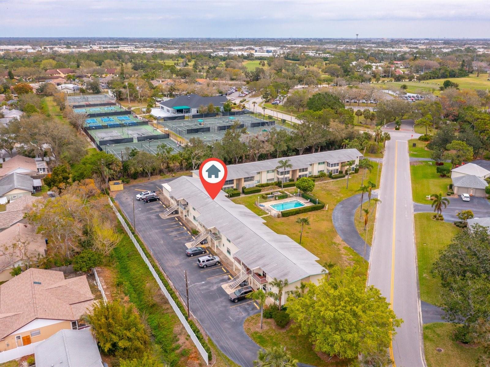 8303 BARDMOOR BLVD #105, SEMINOLE, FL, 33777