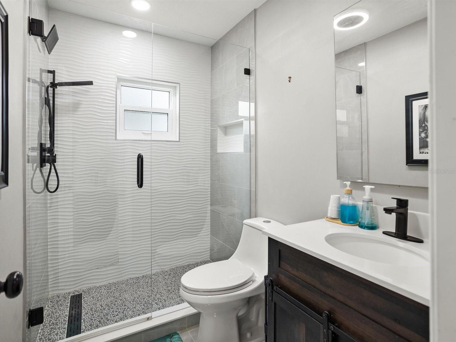 8303 BARDMOOR BLVD #105, SEMINOLE, FL, 33777