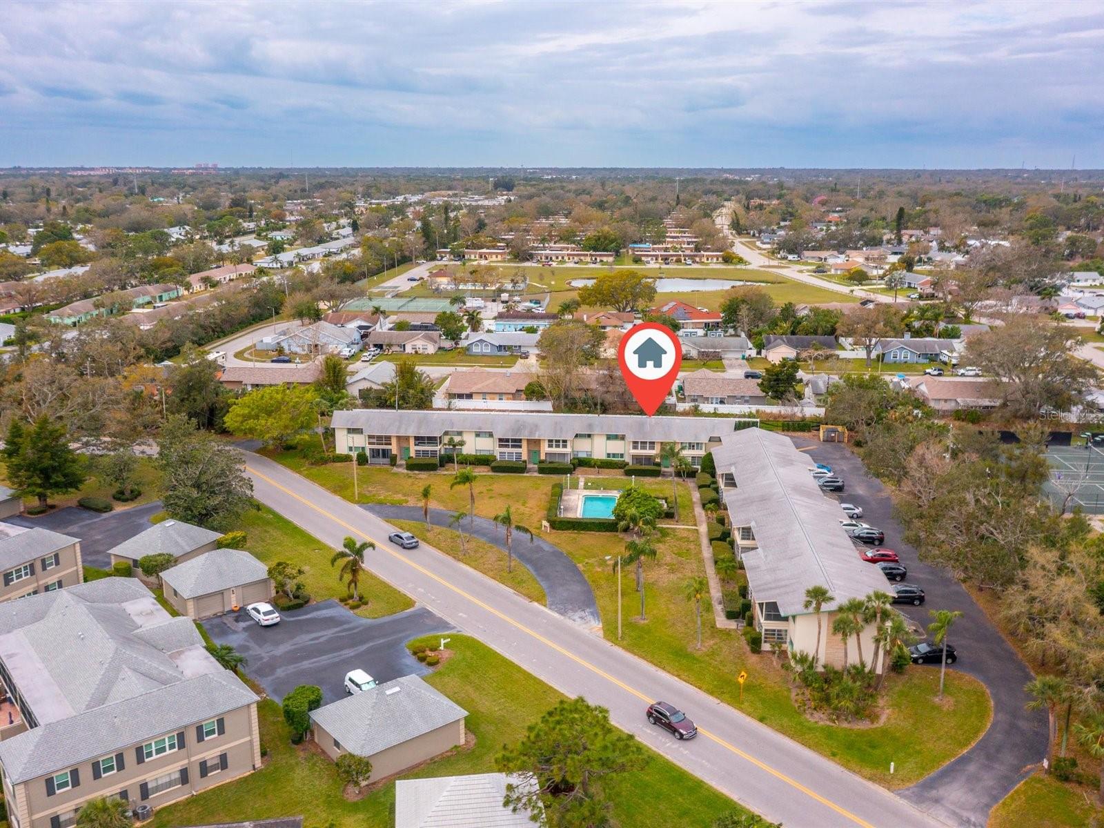 8303 BARDMOOR BLVD #105, SEMINOLE, FL, 33777