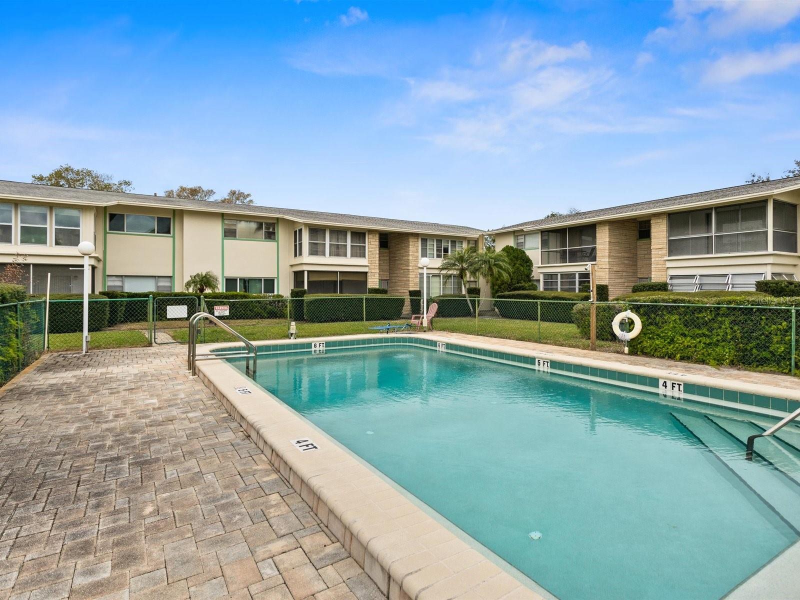 8303 BARDMOOR BLVD #105, SEMINOLE, FL, 33777