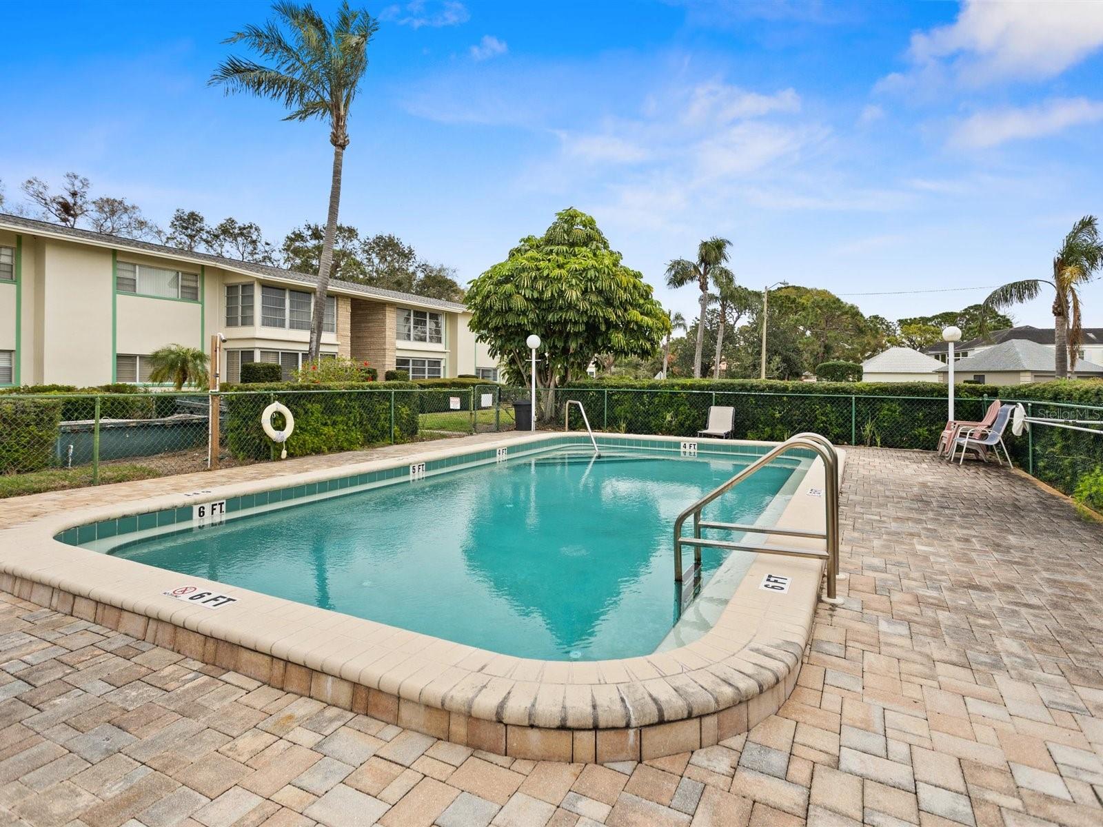 8303 BARDMOOR BLVD #105, SEMINOLE, FL, 33777