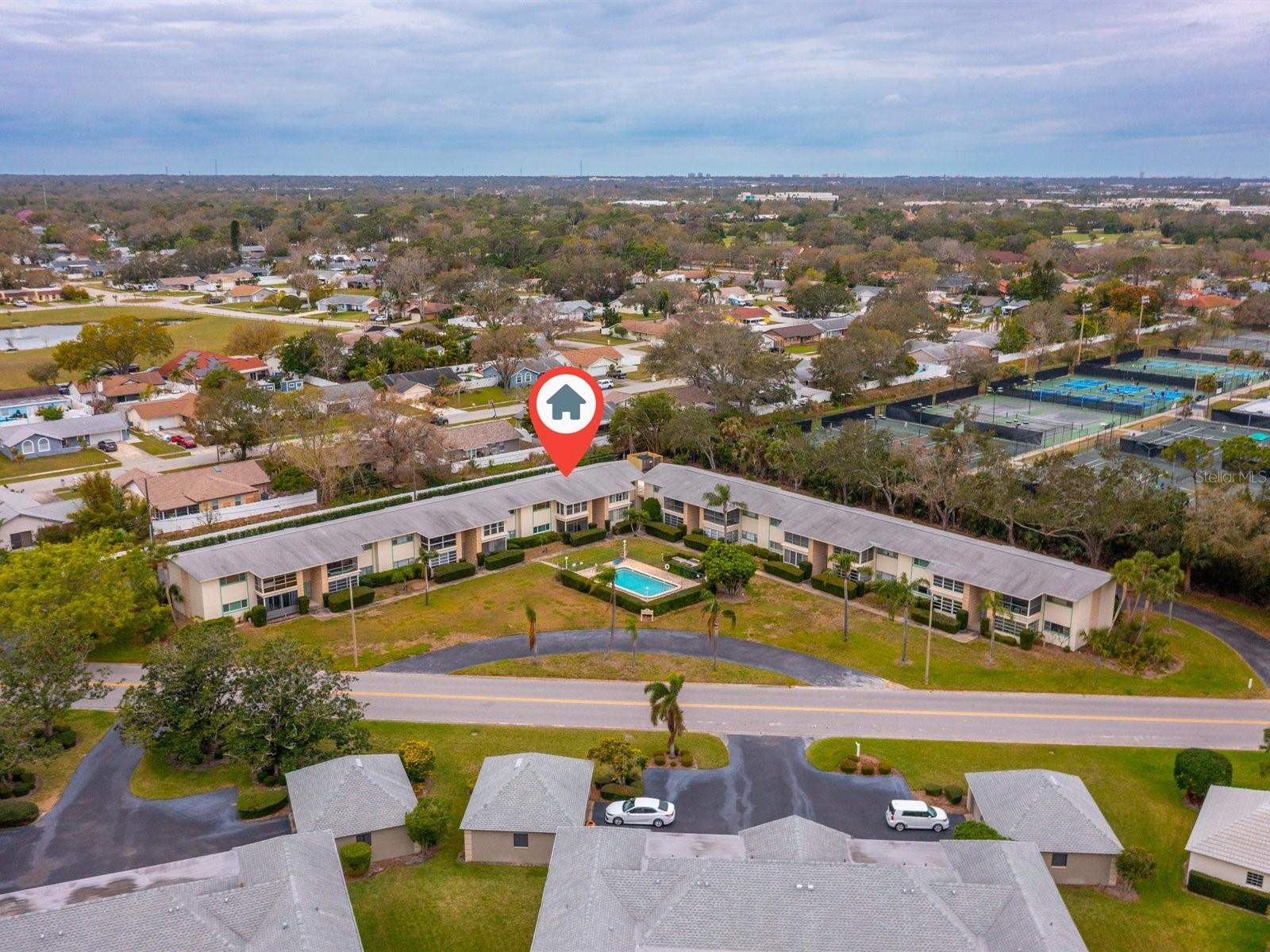 8303 BARDMOOR BLVD #105, SEMINOLE, FL, 33777
