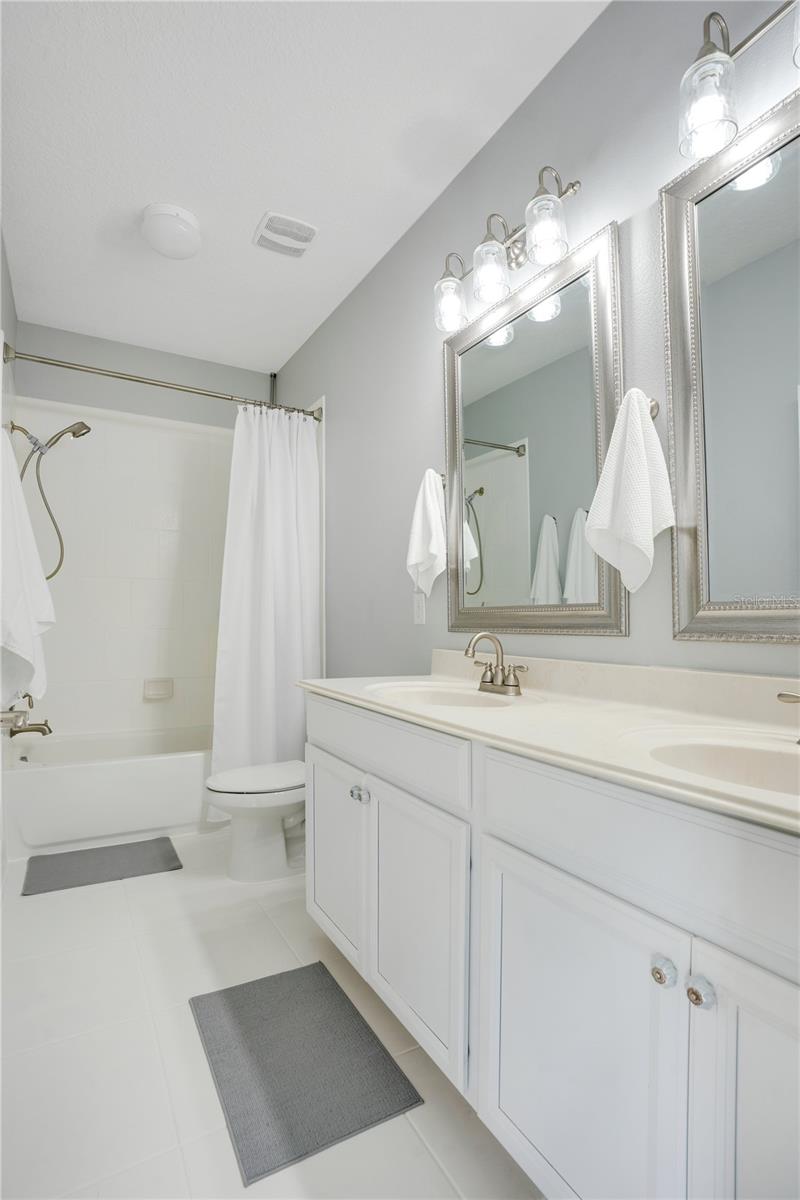 13864 SACHS AVE, ORLANDO, FL, 32827