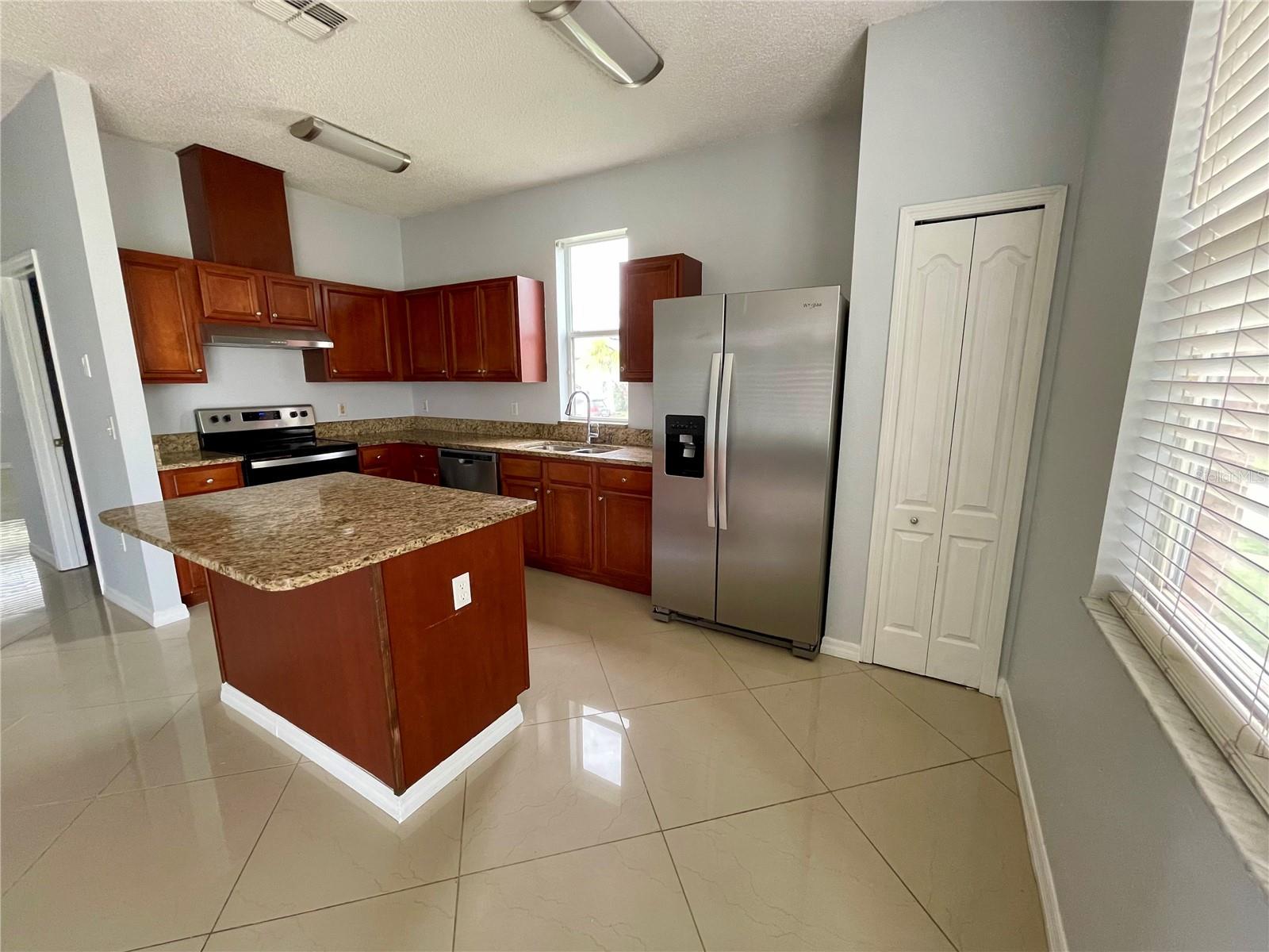 5744 VISTA LINDA DR, ORLANDO, FL, 32822