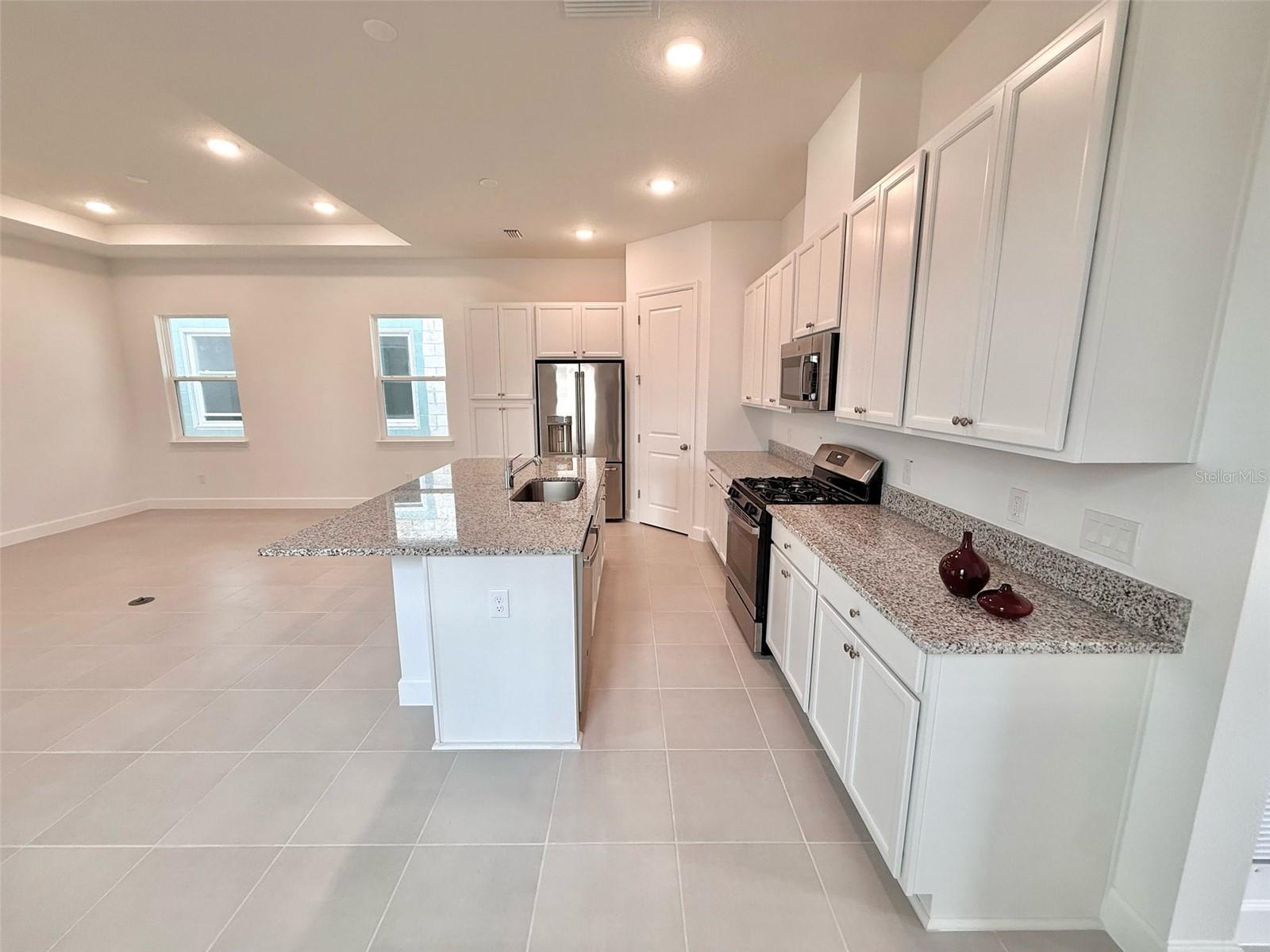 12603 CLEAR SAPPHIRE DR, WINTER GARDEN, FL, 34787