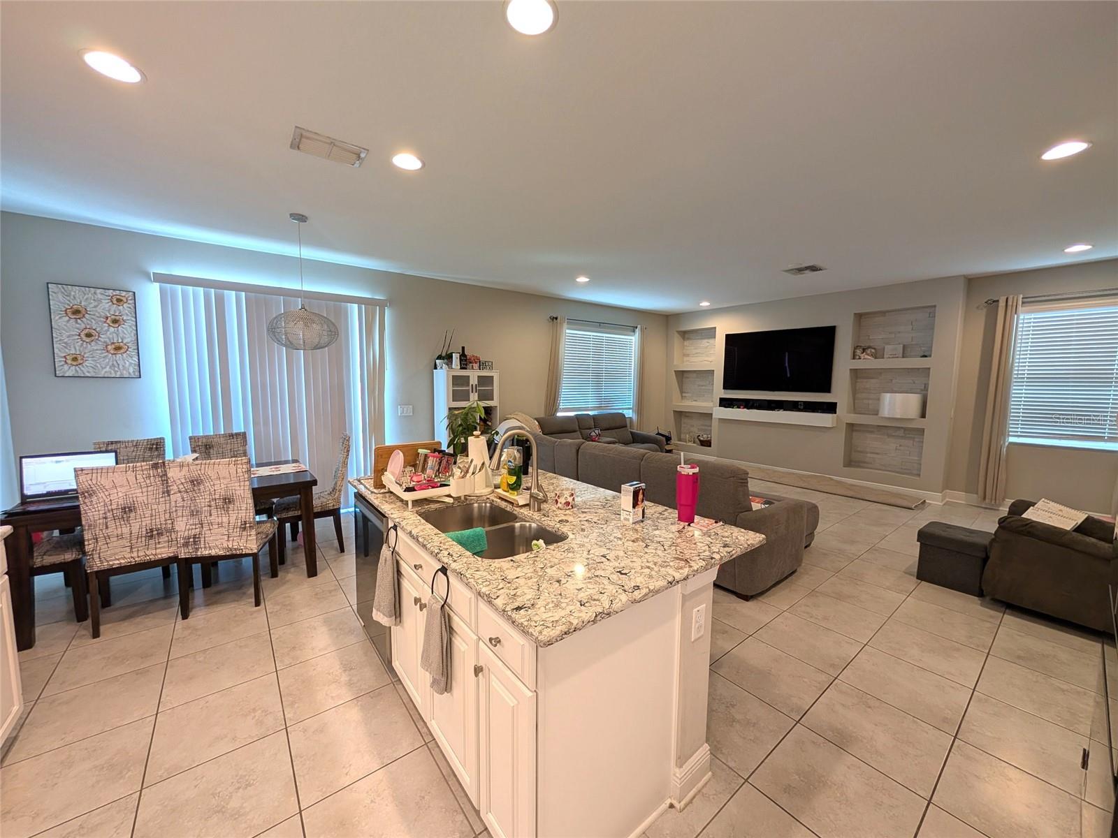 7545 POOL COMPASS LOOP, WESLEY CHAPEL, FL, 33545