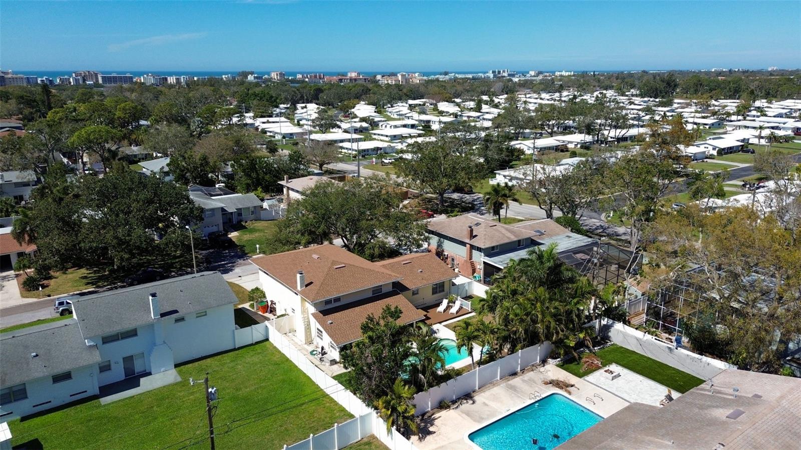 8555 140TH ST, SEMINOLE, FL, 33776