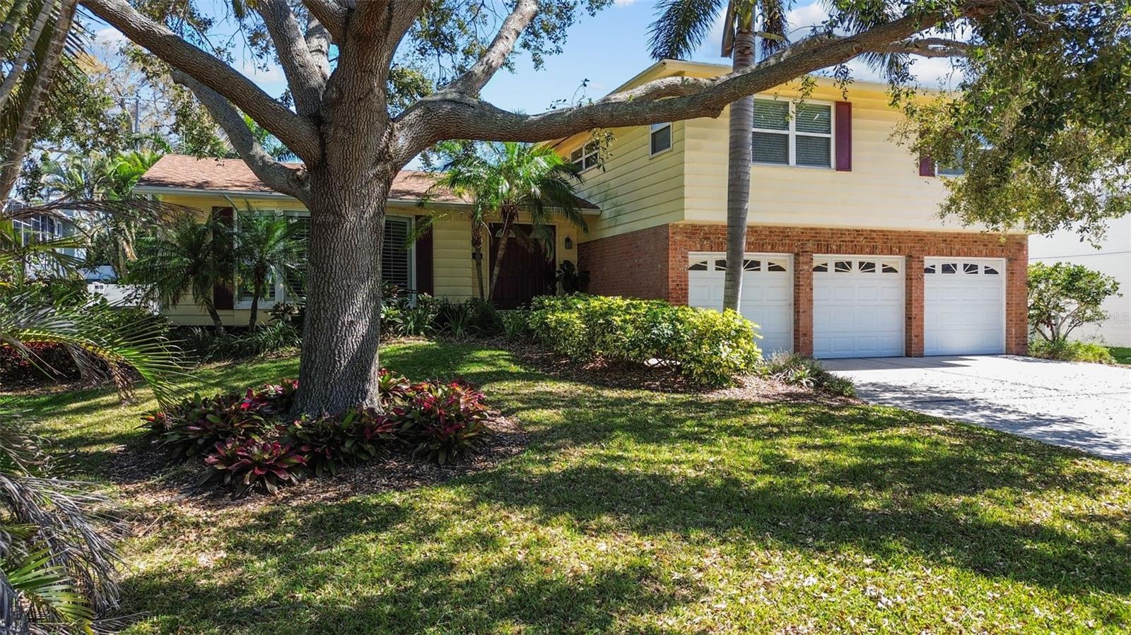 8555 140TH ST, SEMINOLE, FL, 33776