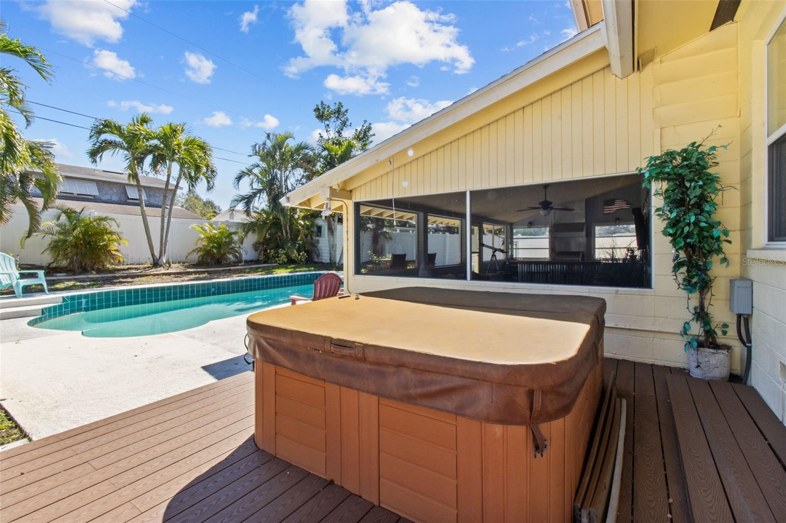 8555 140TH ST, SEMINOLE, FL, 33776