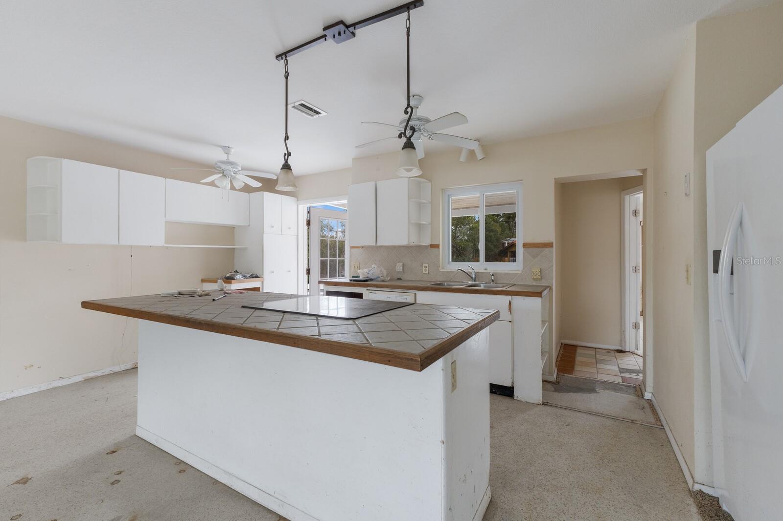 507 59TH ST, HOLMES BEACH, FL, 34217