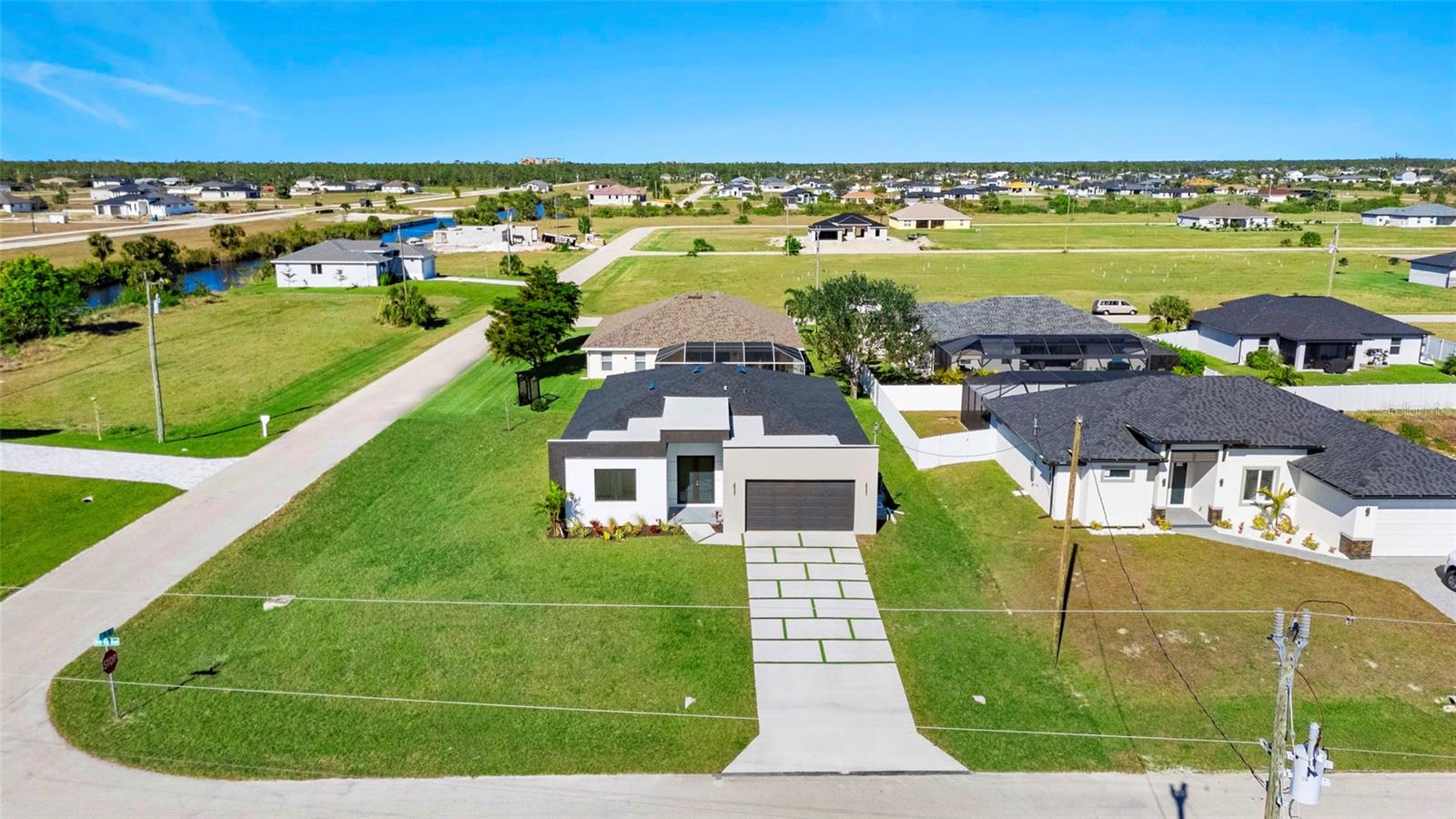 3927 NW 38TH ST, CAPE CORAL, FL, 33993