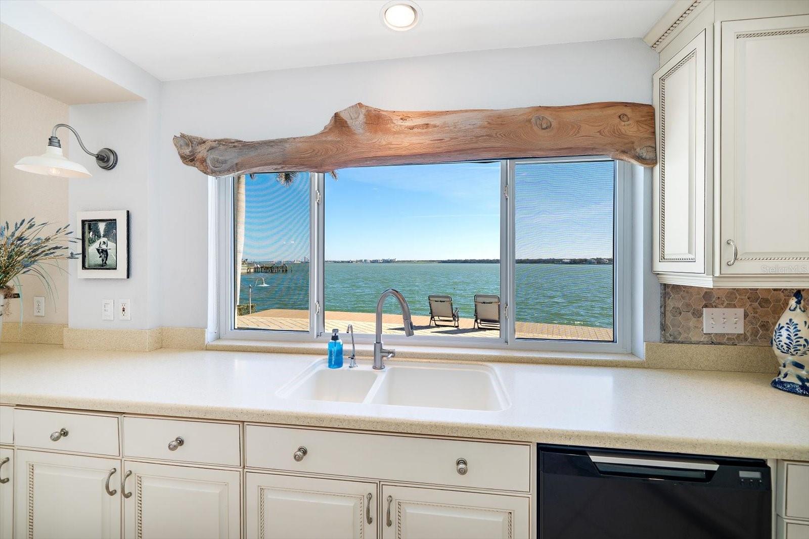 447 22ND ST, BELLEAIR BEACH, FL, 33786