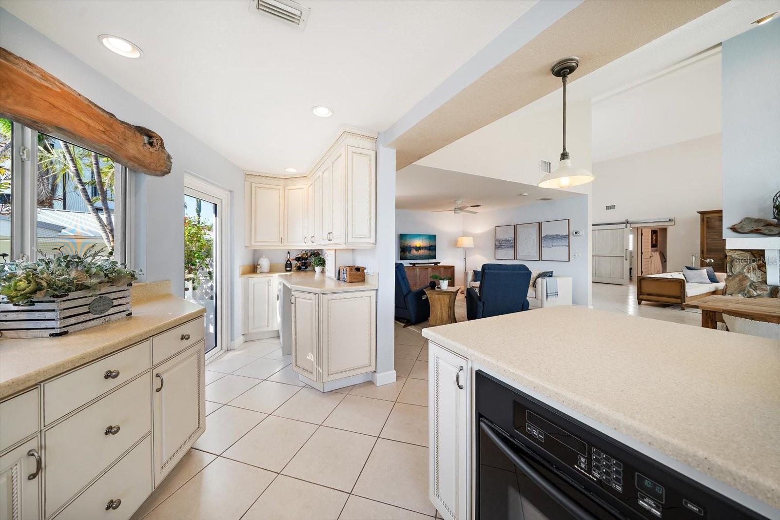 447 22ND ST, BELLEAIR BEACH, FL, 33786
