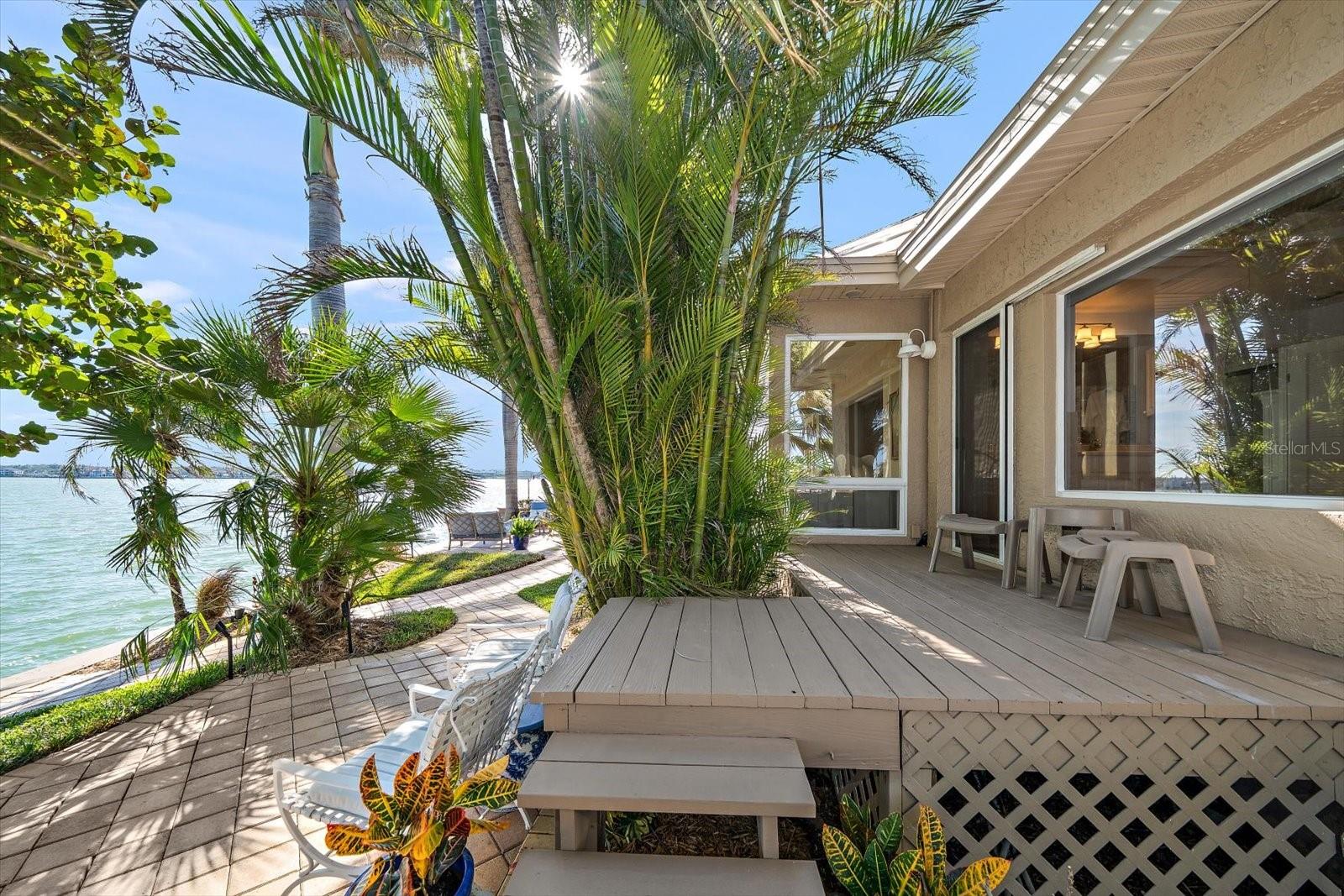 447 22ND ST, BELLEAIR BEACH, FL, 33786
