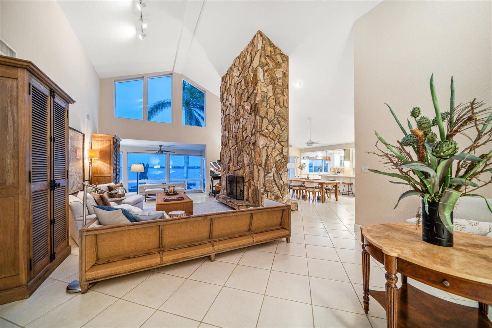 447 22ND ST, BELLEAIR BEACH, FL, 33786