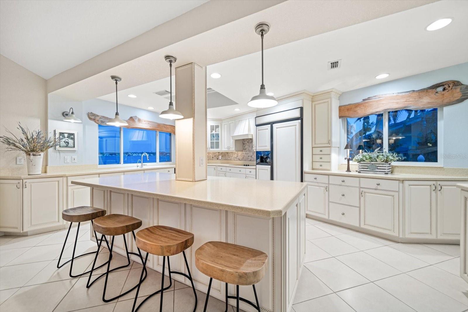 447 22ND ST, BELLEAIR BEACH, FL, 33786