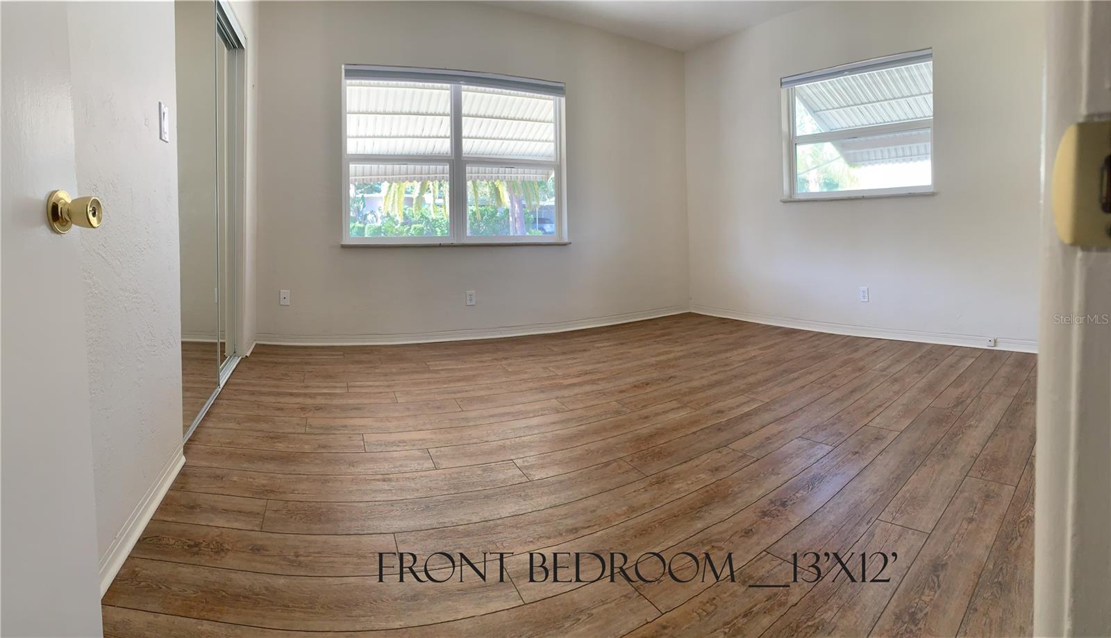 511 82ND AVE N, ST PETERSBURG, FL, 33702