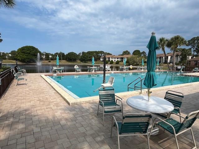 1725 PINE RIDGE WAY E #C, PALM HARBOR, FL, 34684