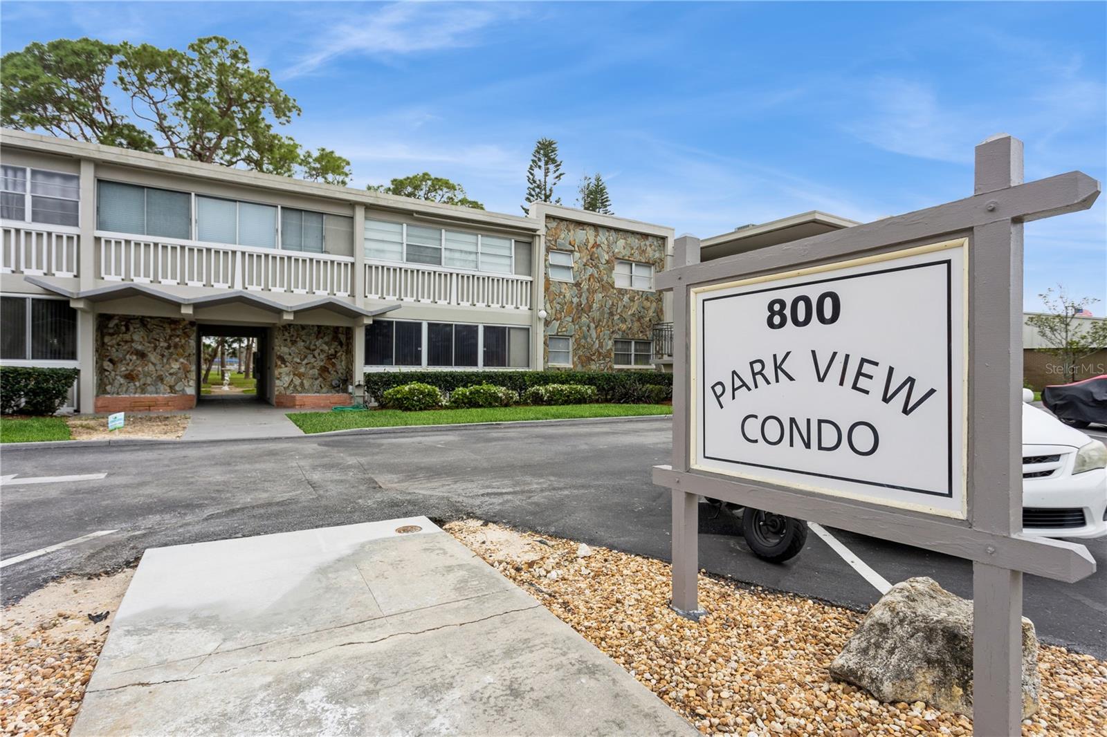 800 71ST AVE N #8, ST PETERSBURG, FL, 33702