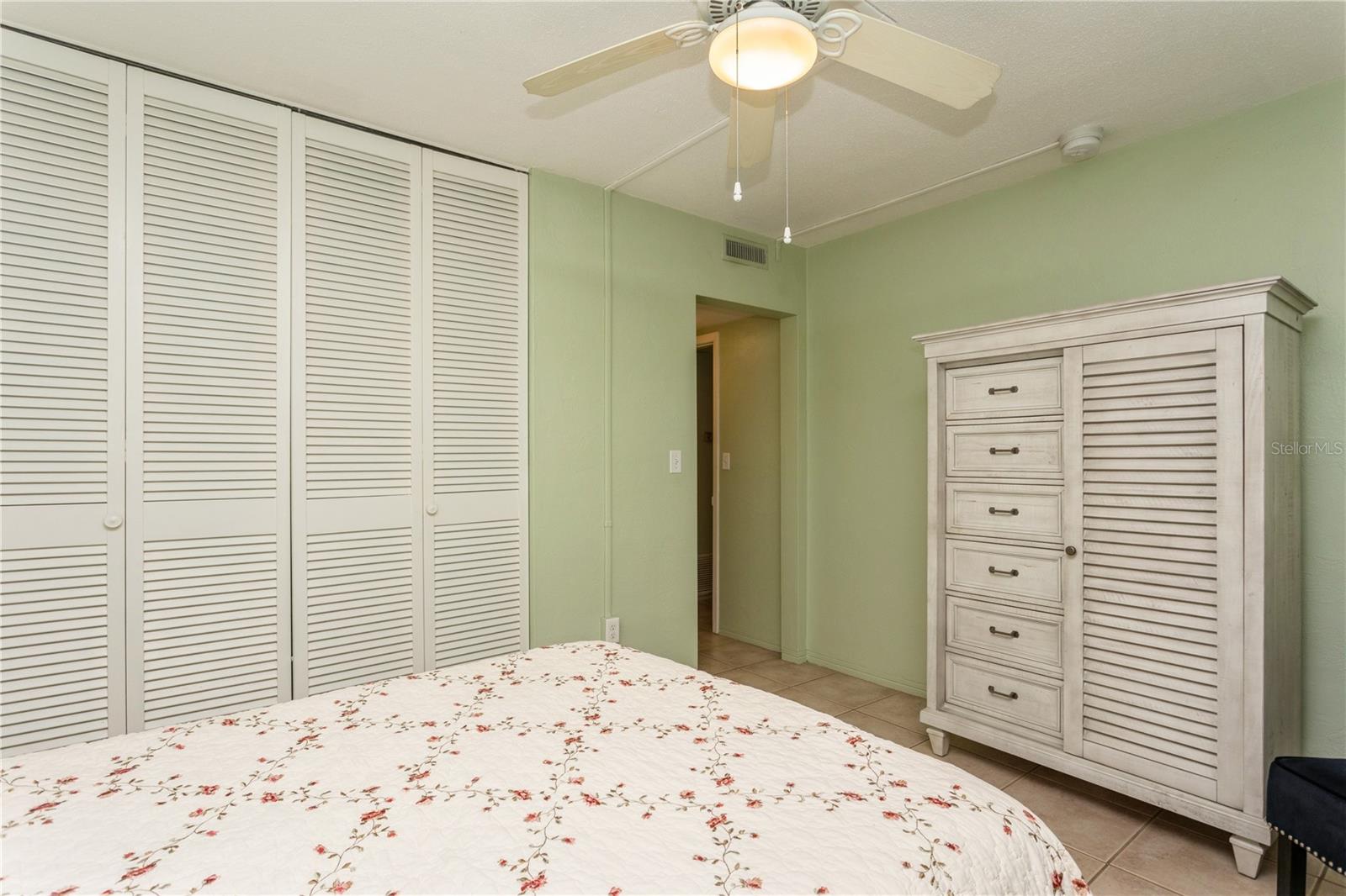 800 71ST AVE N #8, ST PETERSBURG, FL, 33702