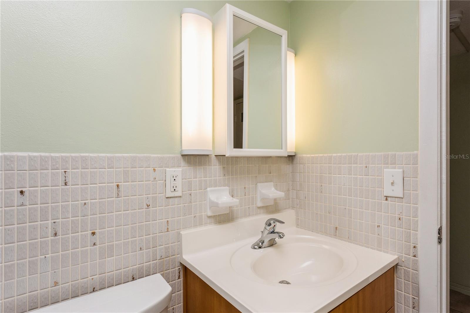 800 71ST AVE N #8, ST PETERSBURG, FL, 33702