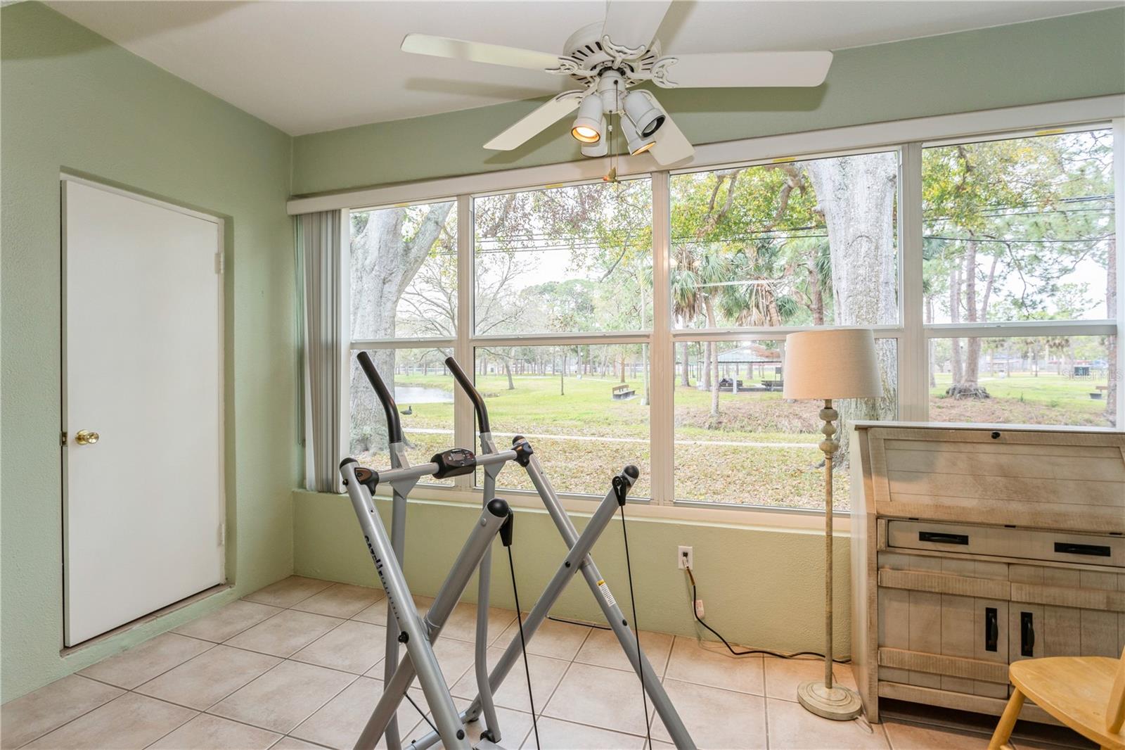 800 71ST AVE N #8, ST PETERSBURG, FL, 33702