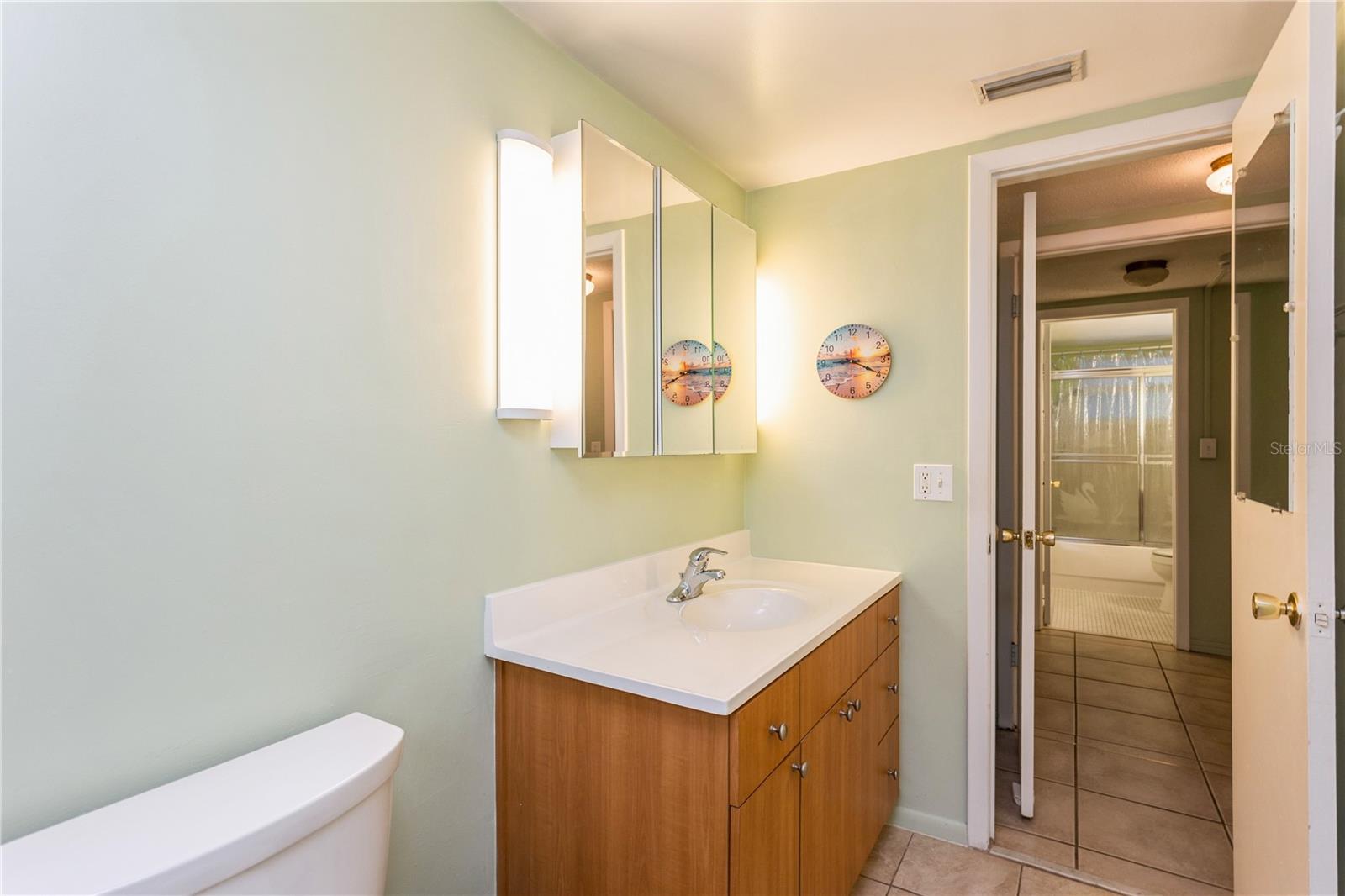 800 71ST AVE N #8, ST PETERSBURG, FL, 33702