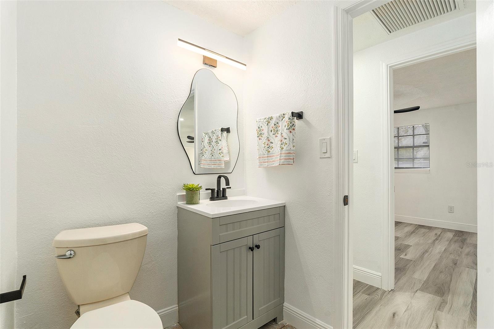 4527 W CLIFTON ST, TAMPA, FL, 33614